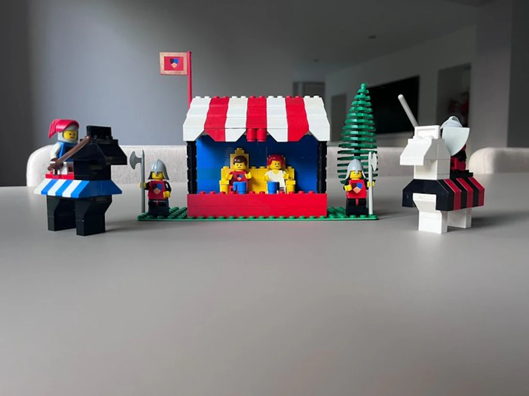 LEGO Set - 383 - Castle - 383