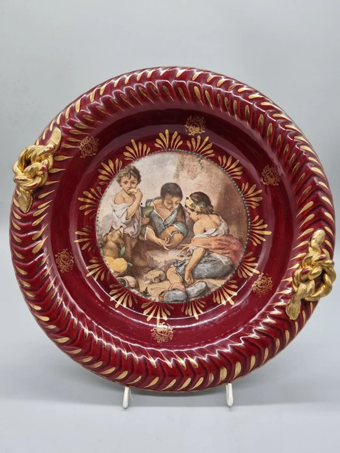 Dish - Prunkvoller Keramik-Zierteller – Murillo Motiv mit Goldstaffage