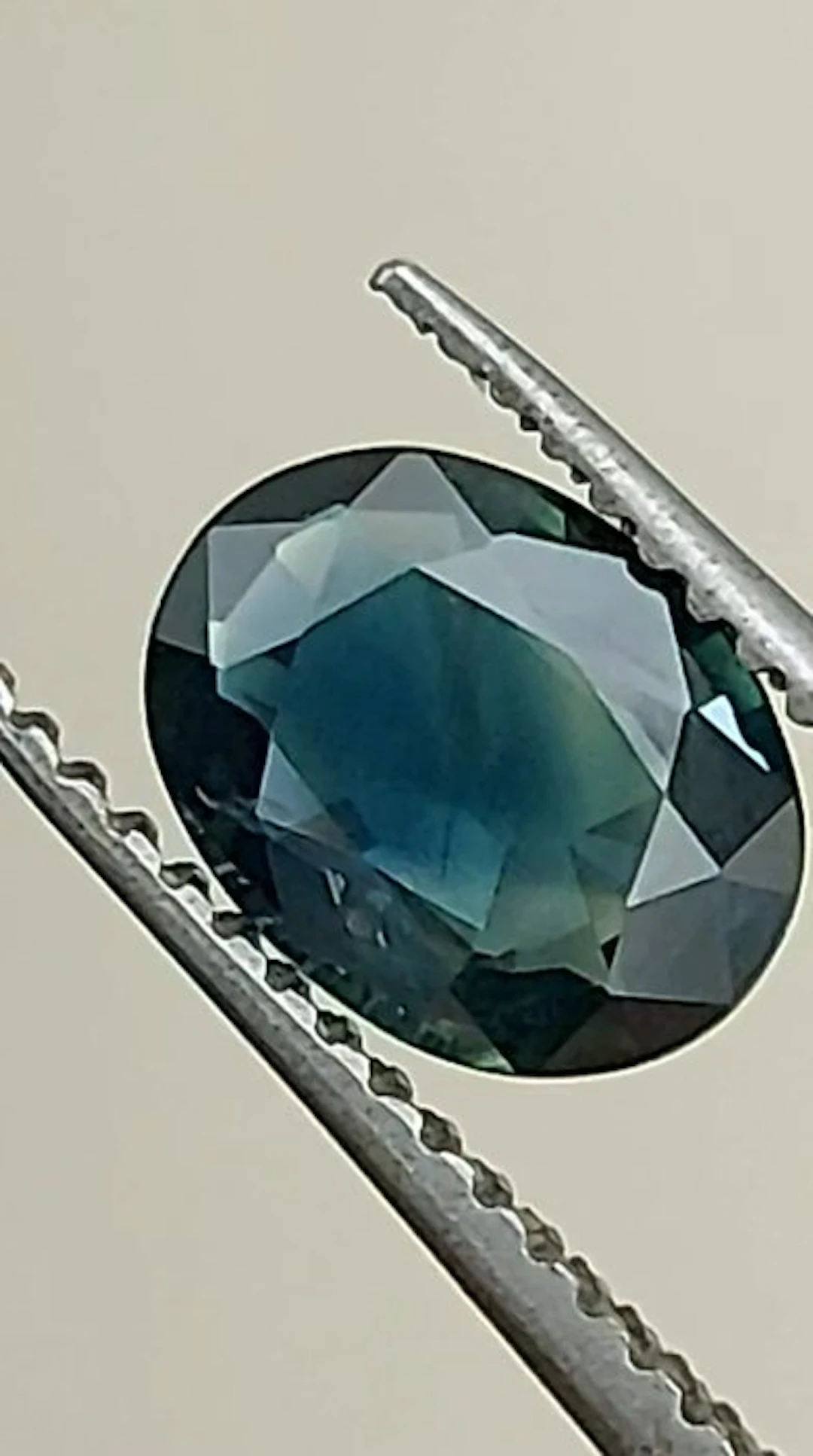 Sapphire - 1.64 ct - Antwerp Laboratory for Gemstone Testing (ALGT)