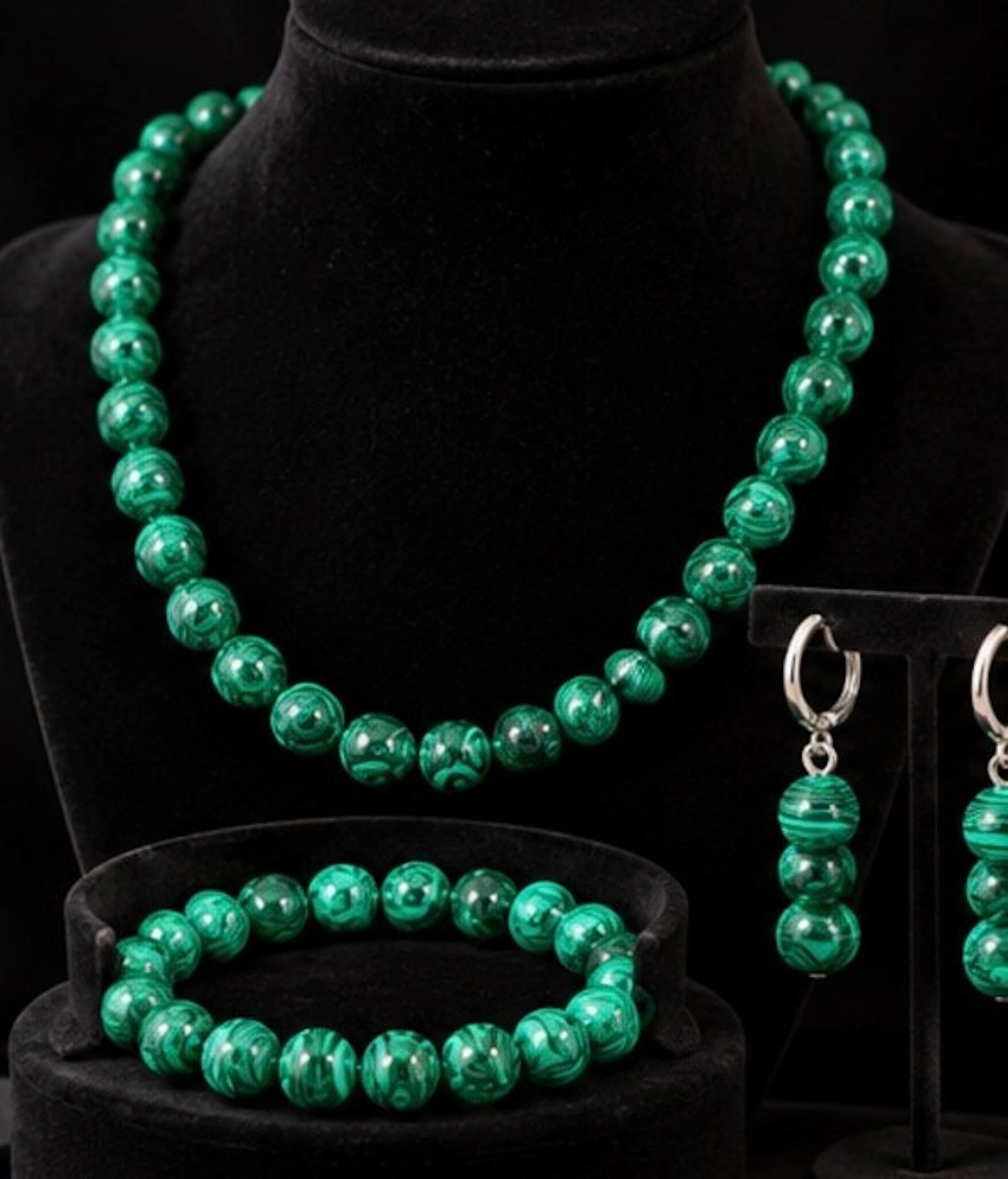 Precious Malachite Jewelry Set – Necklace
