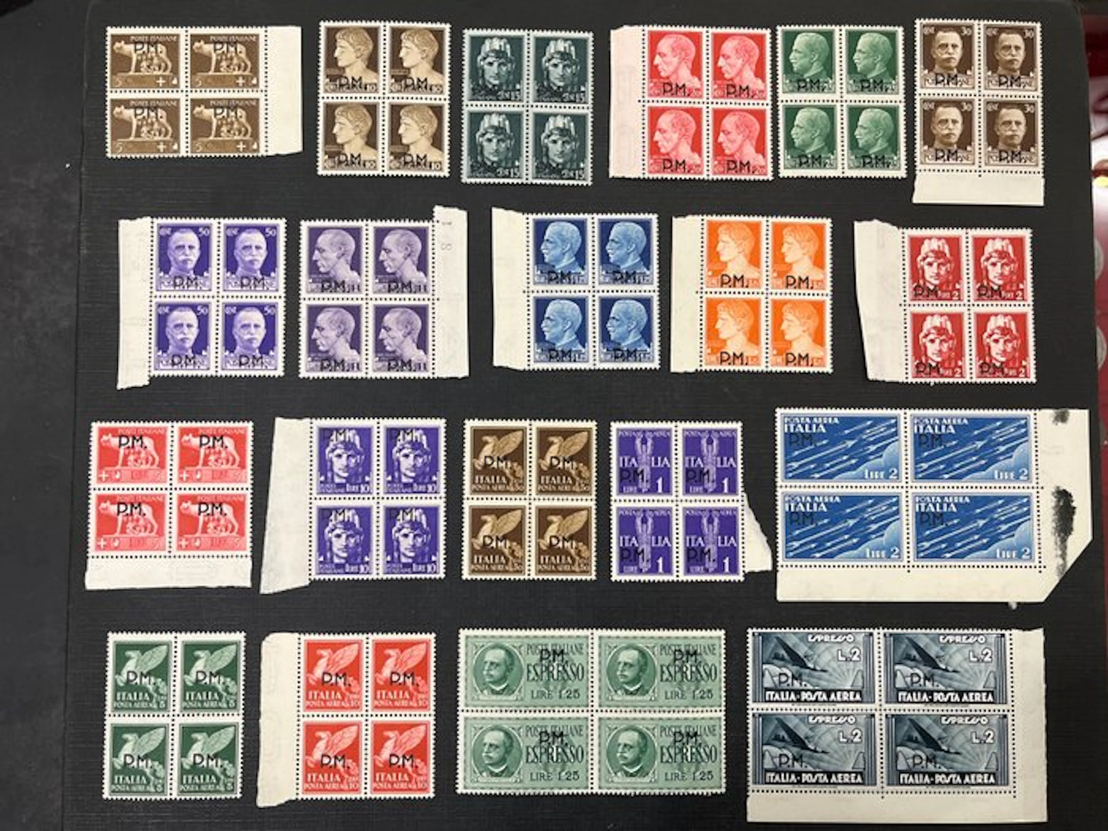 Italy 1942 - Kingdom of Italy issues for military use; complete set