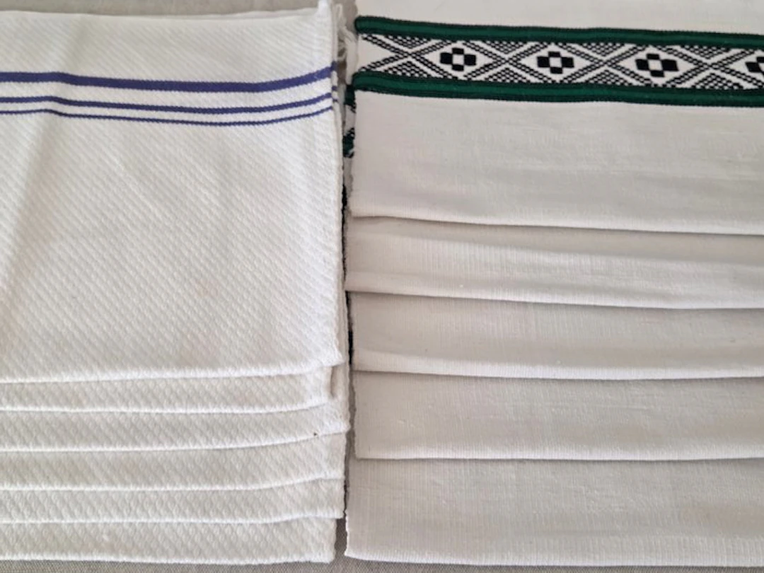 Placemat. - Towel (12) - 54 cm - 33 cm - Torchon.