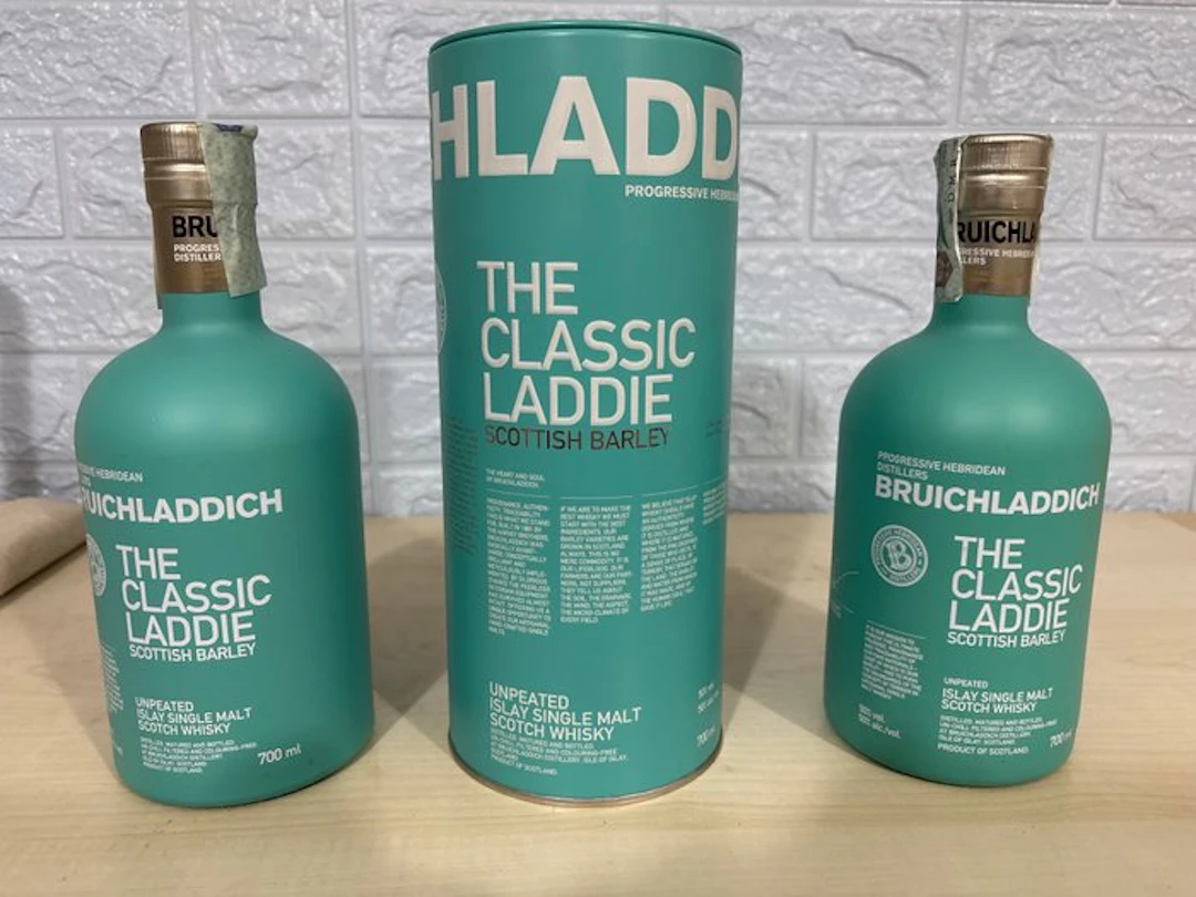 Bruichladdich The Classic Laddie - Scottish Barley - 700ml - 2 bottles