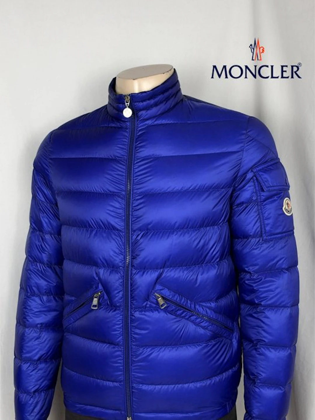 Moncler - Down jacket