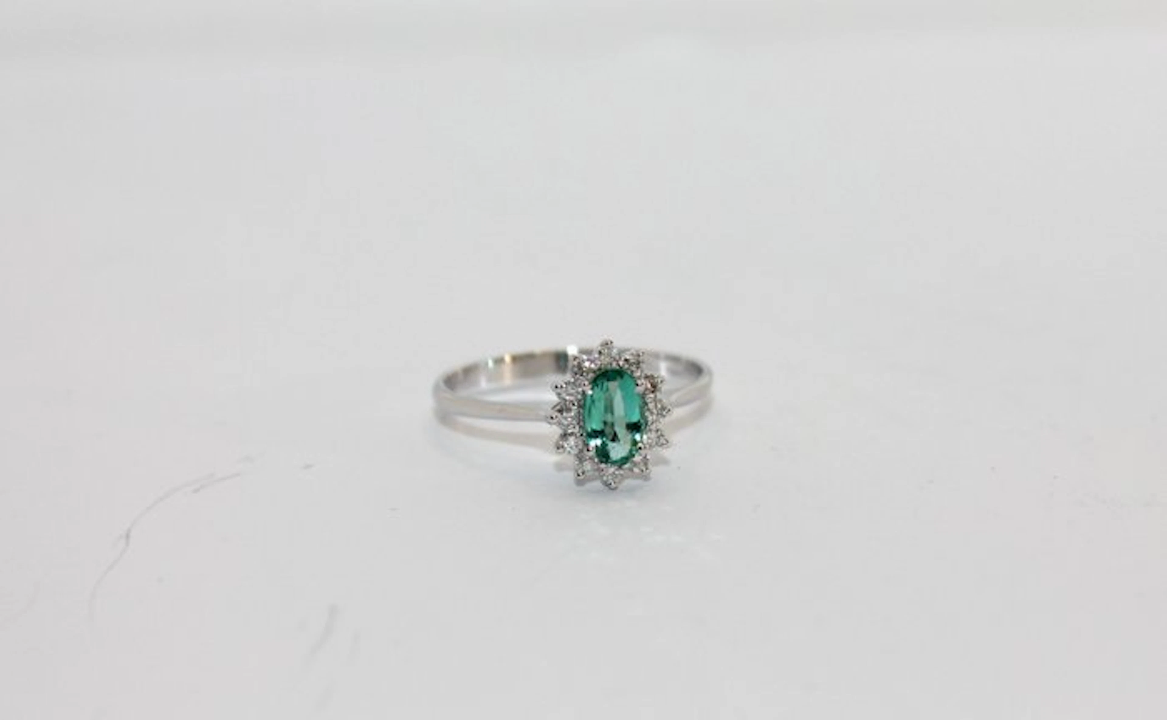 Ring - 18 kt. White gold Diamond (Natural) - Emerald