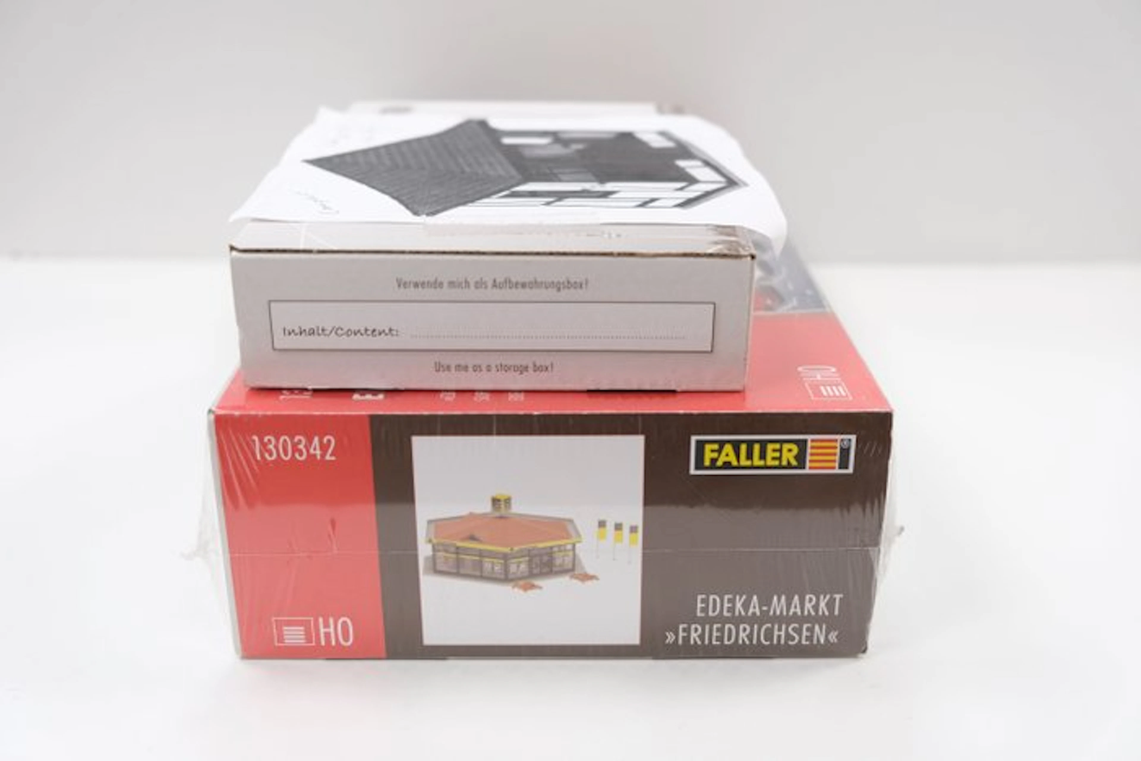 Faller H0 - 130342, 180370 - Model train building kits (2) - Edeka Supermarket