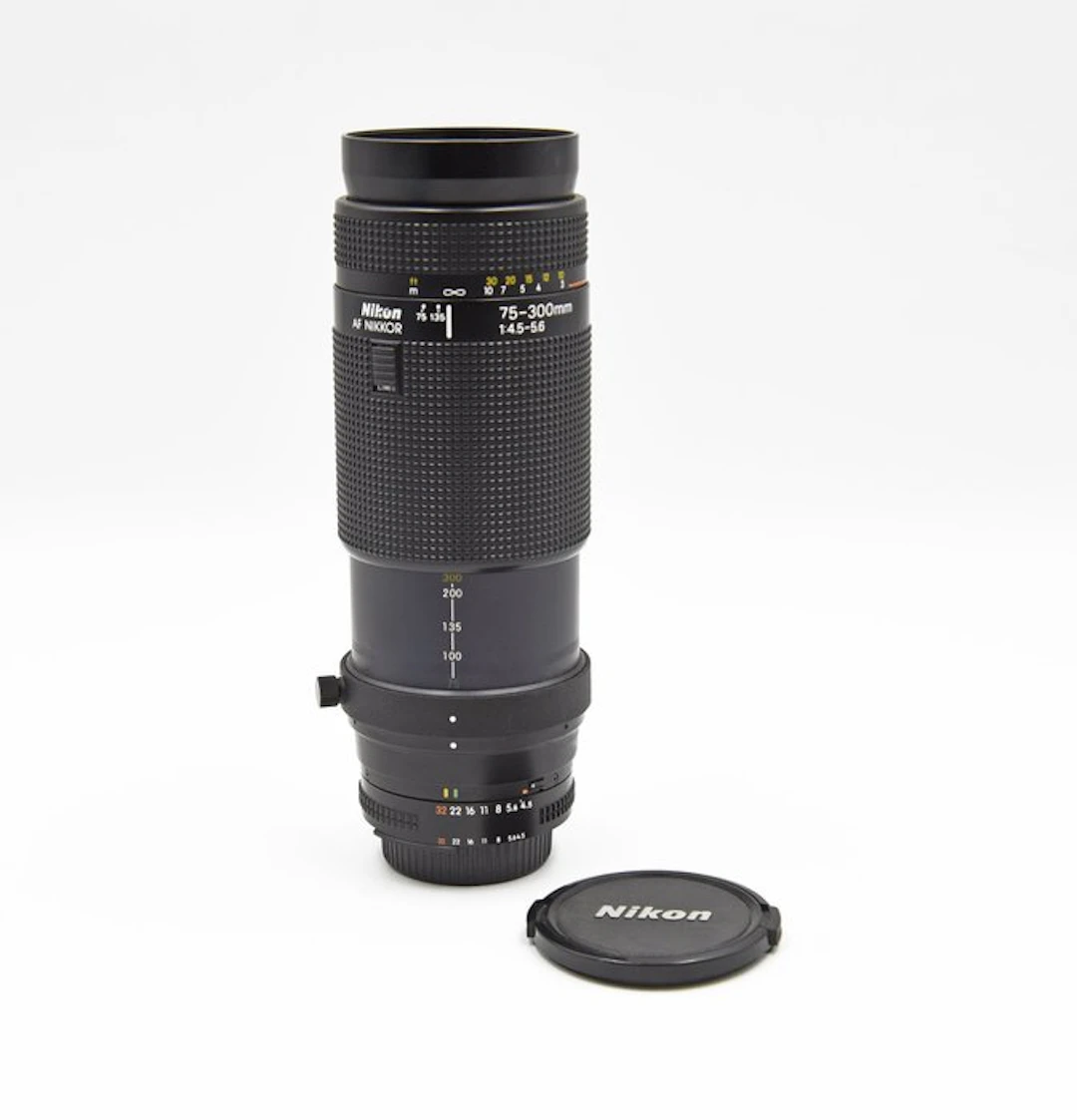 Nikon AF Nikkor 75-300mm f/4.5-5.6 Zoomlens