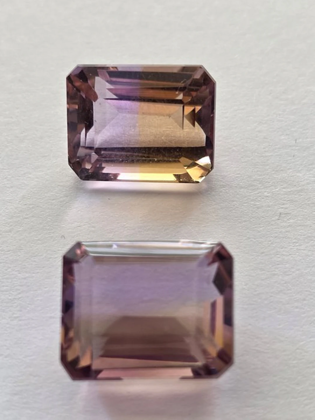 No reserve price - 2 pcs Purple