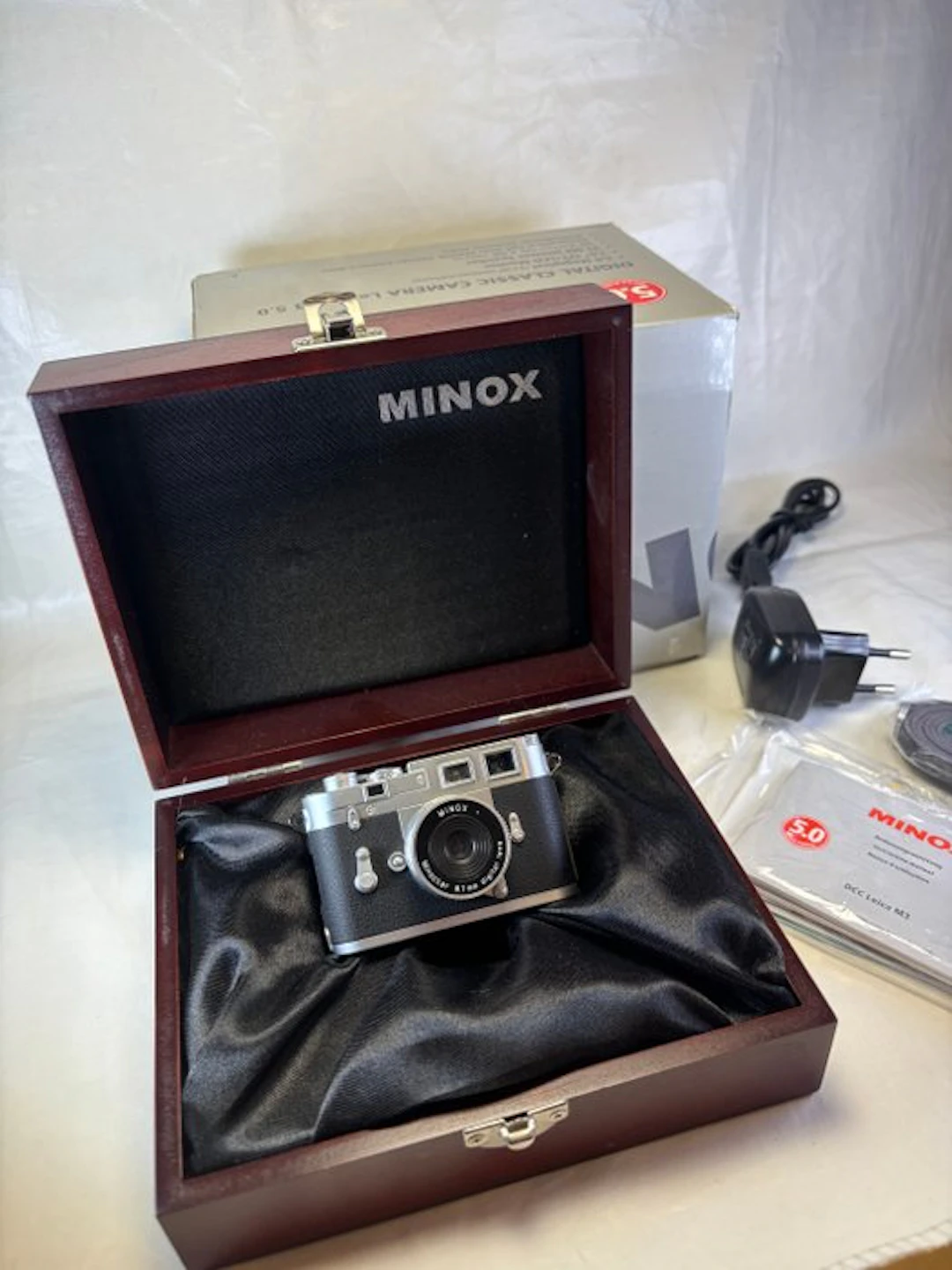 Minox Leica M3 5.0 Classic camera , compleet Digital compact camera