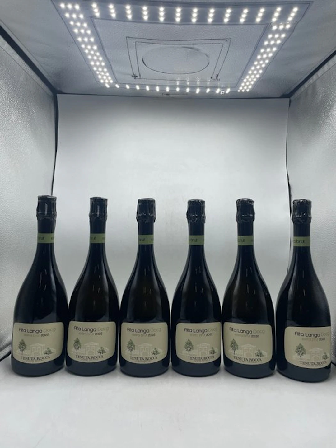 2022 Tenuta Rocca Alta Langa Extra Brut - Piedmont DOCG - 6 Bottles (0.75L)
