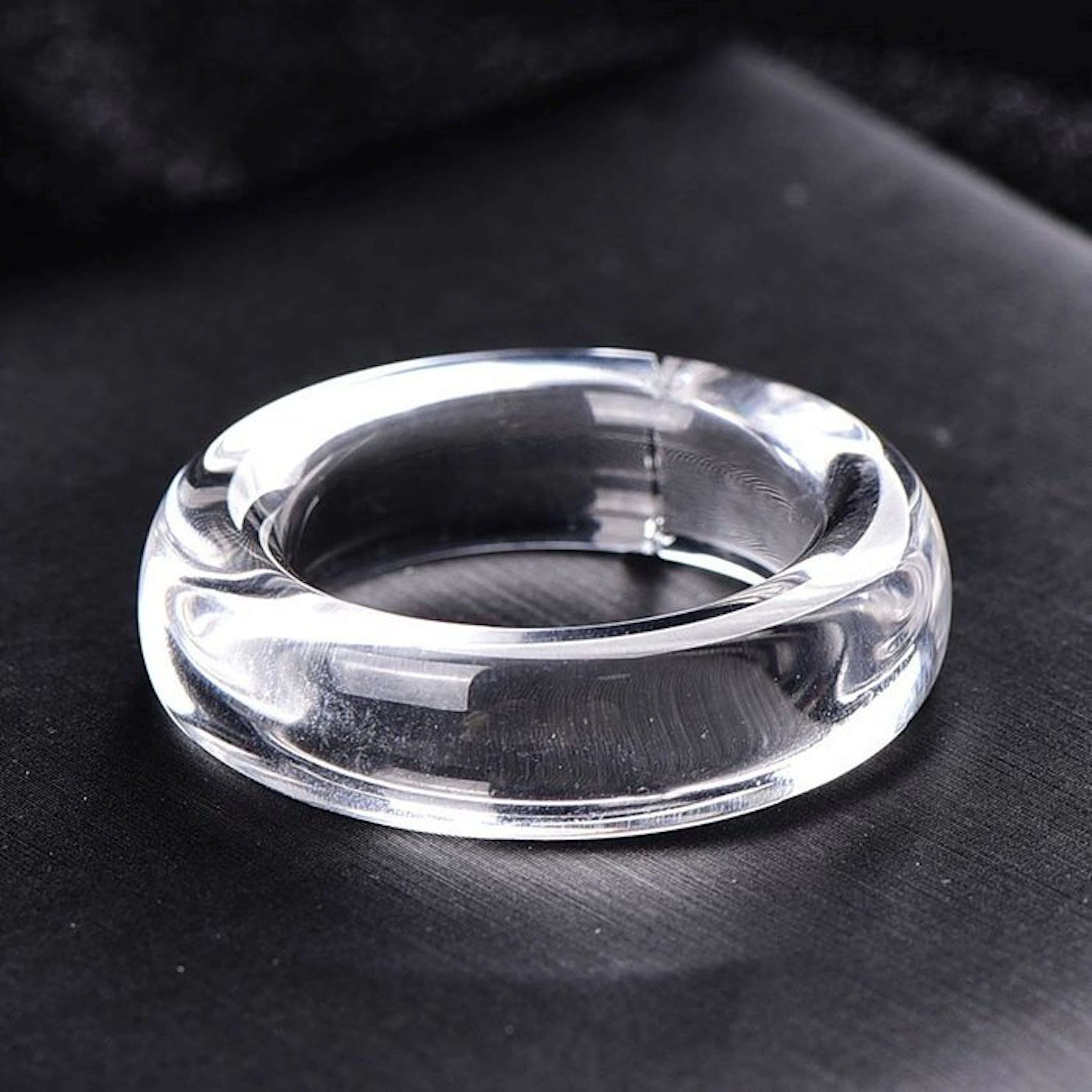 ALGT Certified - Huge and Masterful Natural Quartz Ring...