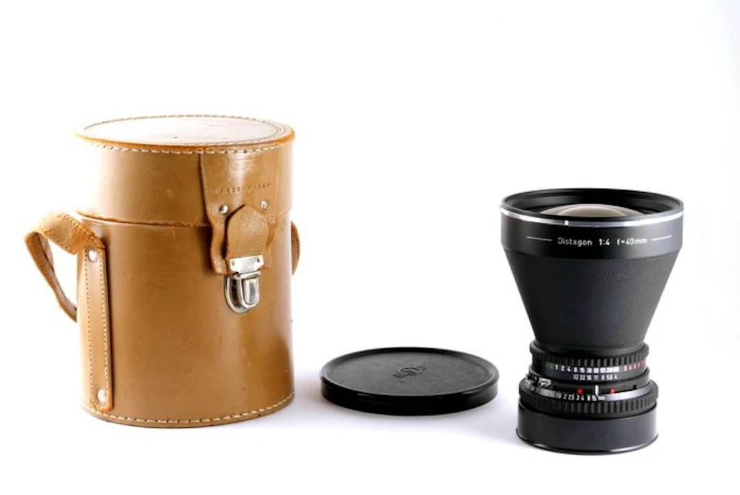 Hasselblad, Carl Zeiss Distagon 4/40mm with original hard case | Camera lens