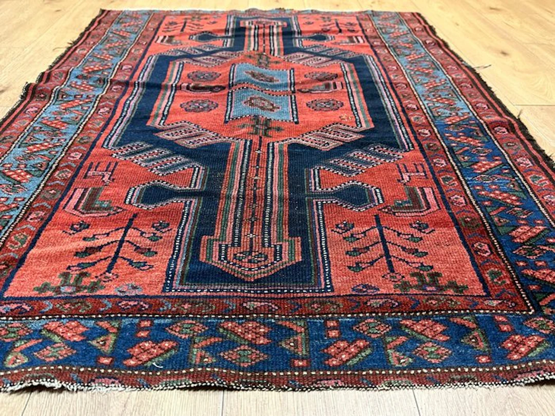 Hand-knotted Kazak Oriental rug – Geometric medallion...