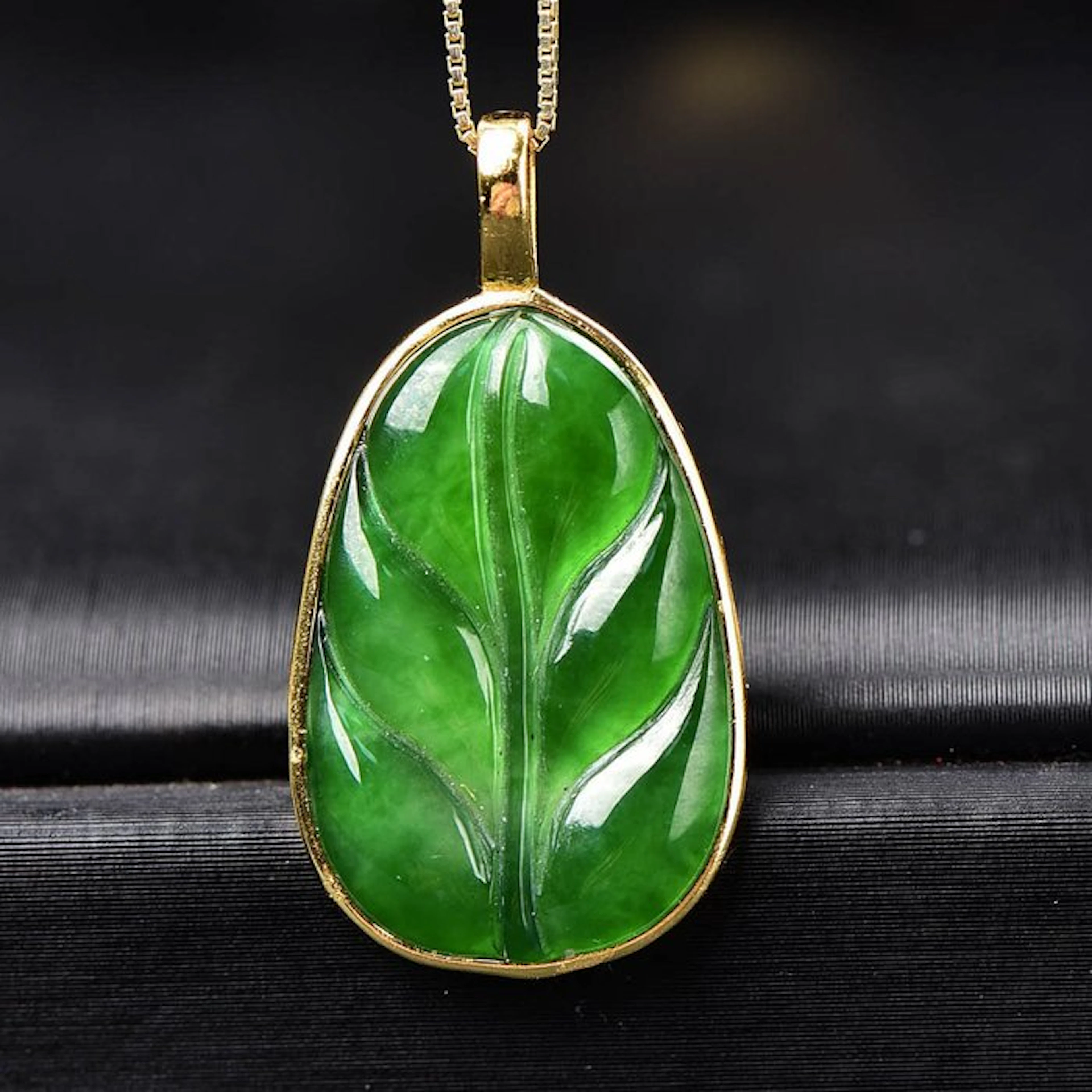 ALGT Certified - Highly Exclusive Natural Jadeite Pendant...