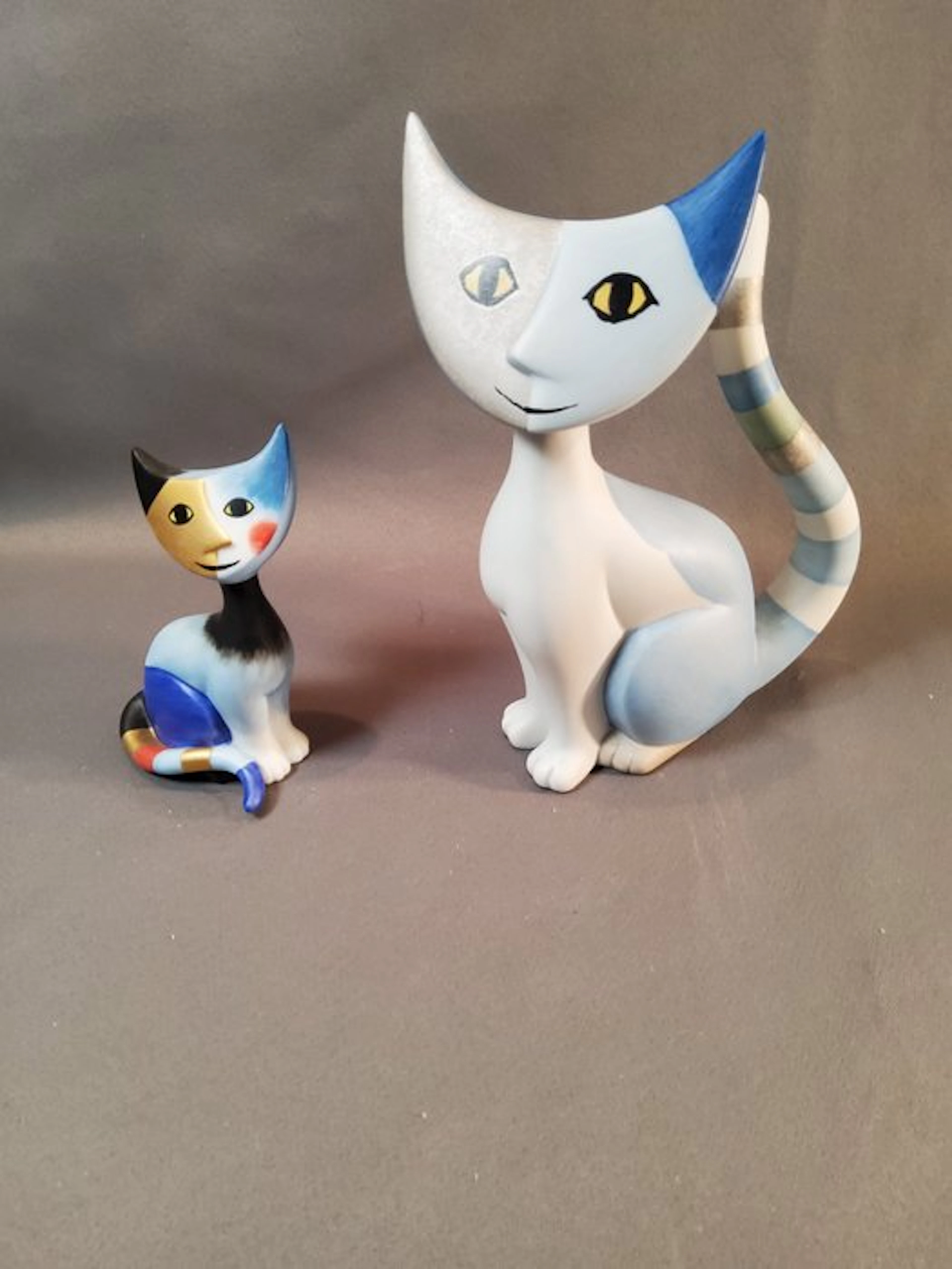 Goebel - Figurine - Katzenfiguren Wachtmeister (2) - Porcelain