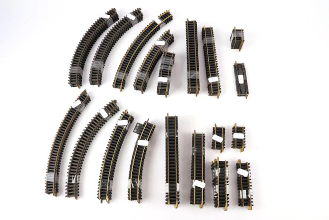 Fleischmann, Roco H0 - Model train tracks (118) - 118-piece brass rail set