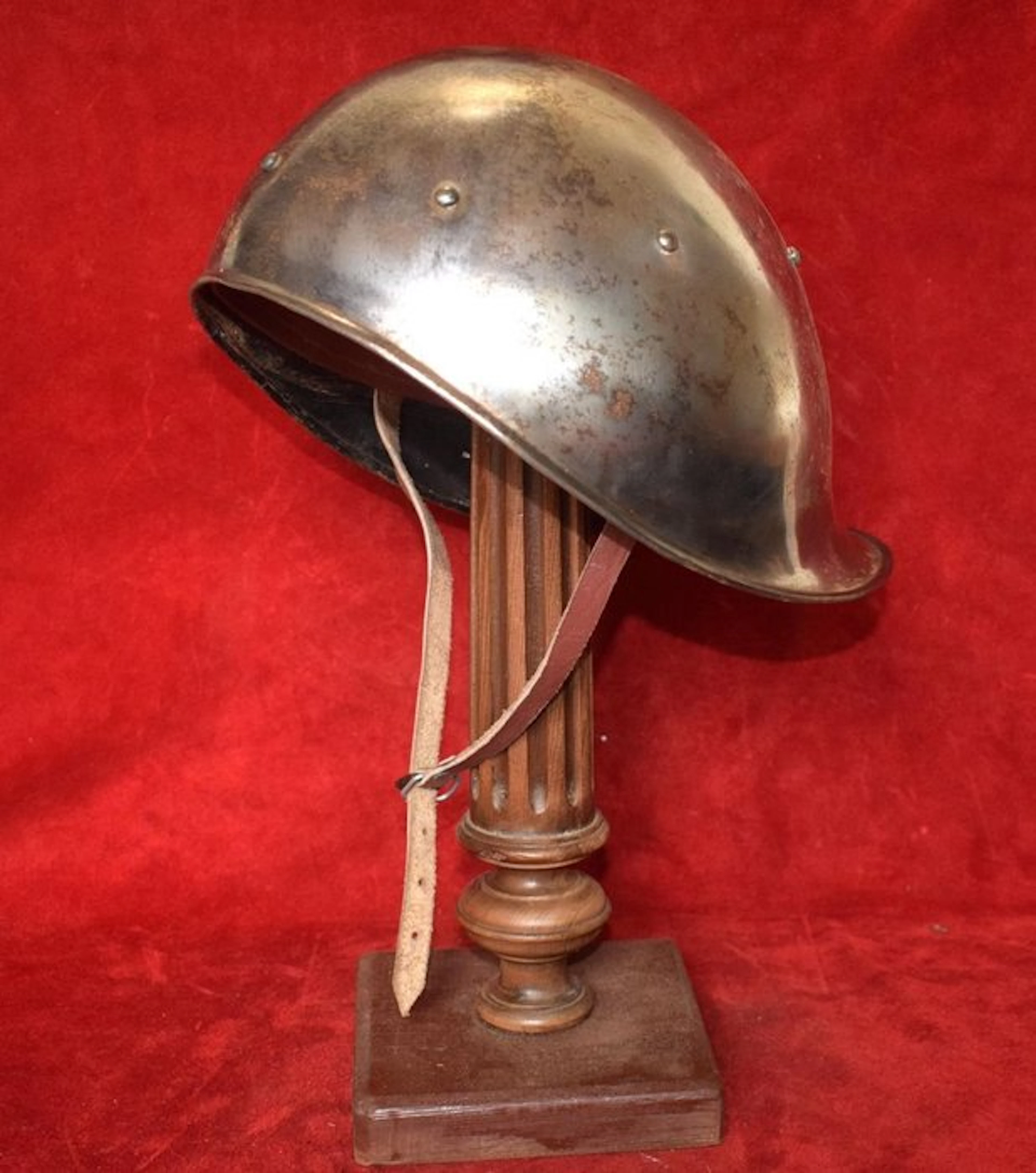 Military helmet - Italian cerveliere helmet for...