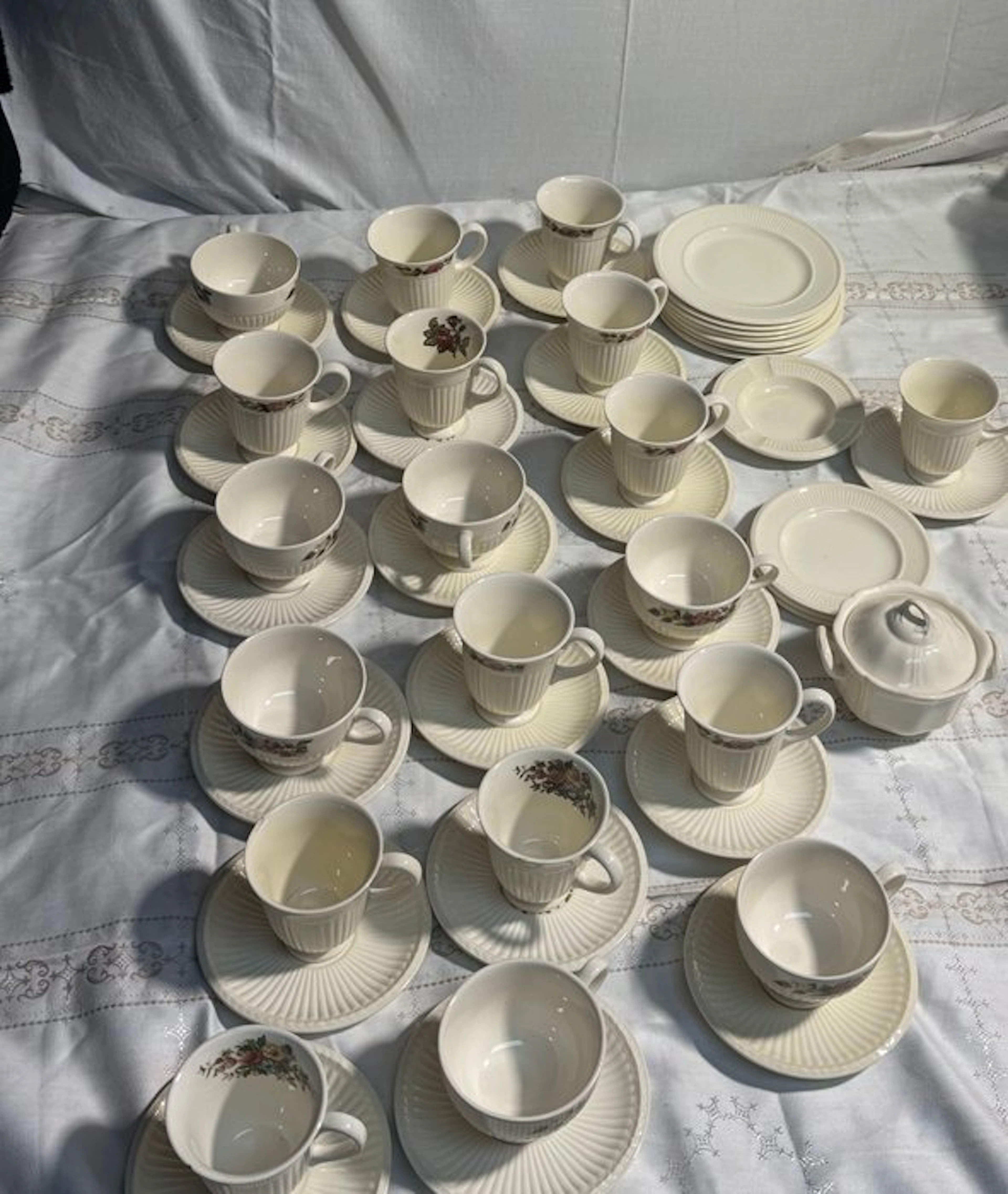 Wedgwood - Coffee and tea service (56) - Earthenware