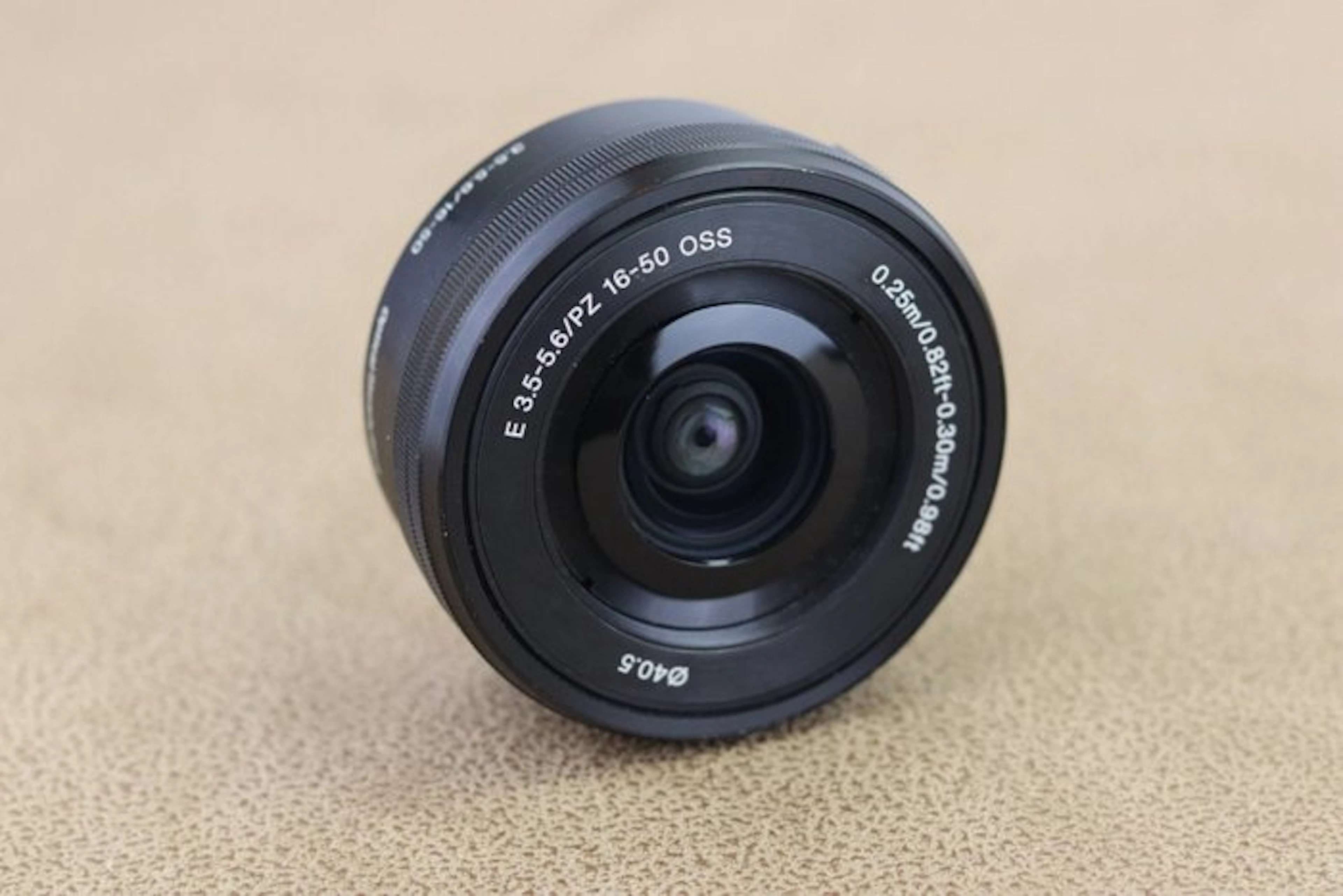 Sony E 16-50mm F/3.5-5.6 OSS | Zoomlens
