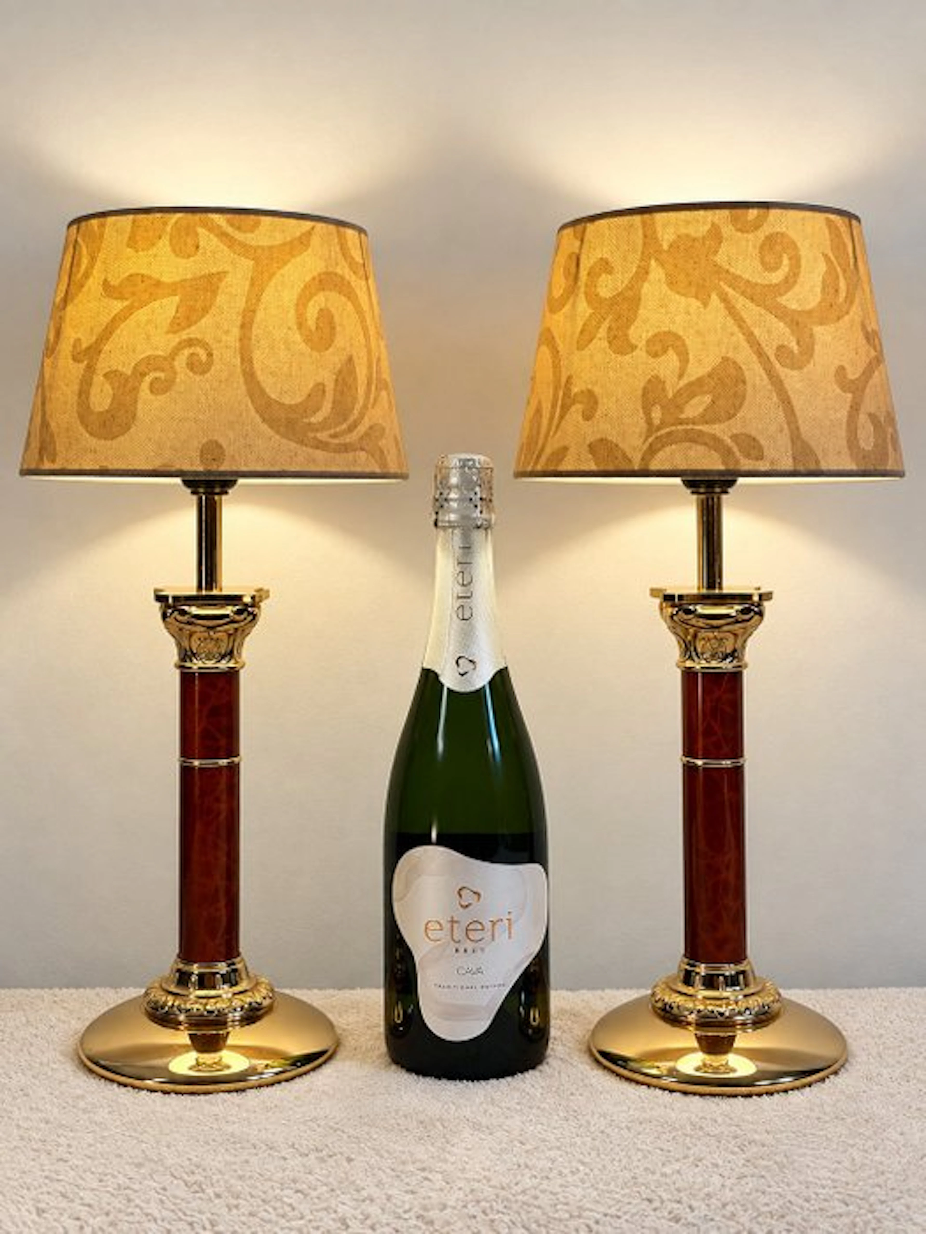Table lamp (2) - Brass, Textile