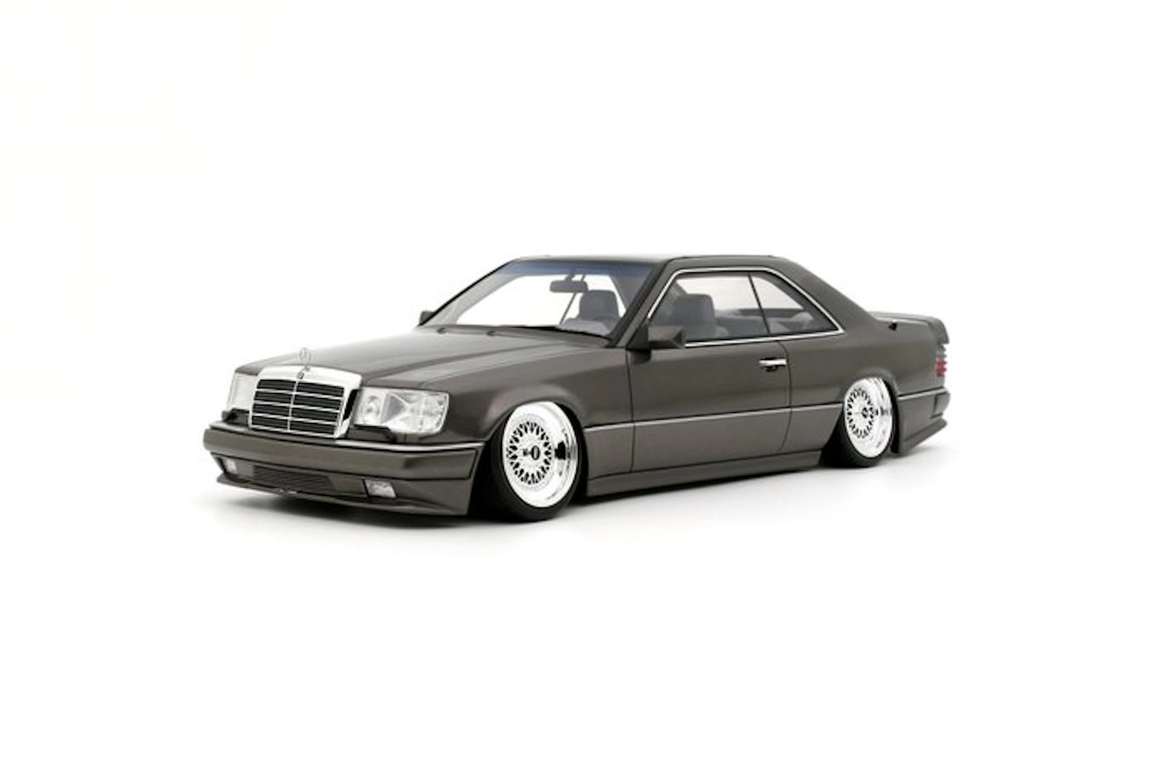 Otto Mobile 1:18 - Model car - Mercedes-Benz C124 AMG...