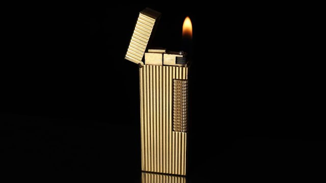 Dunhill - Lines Pattern Rollagas Lighter - No reserve...