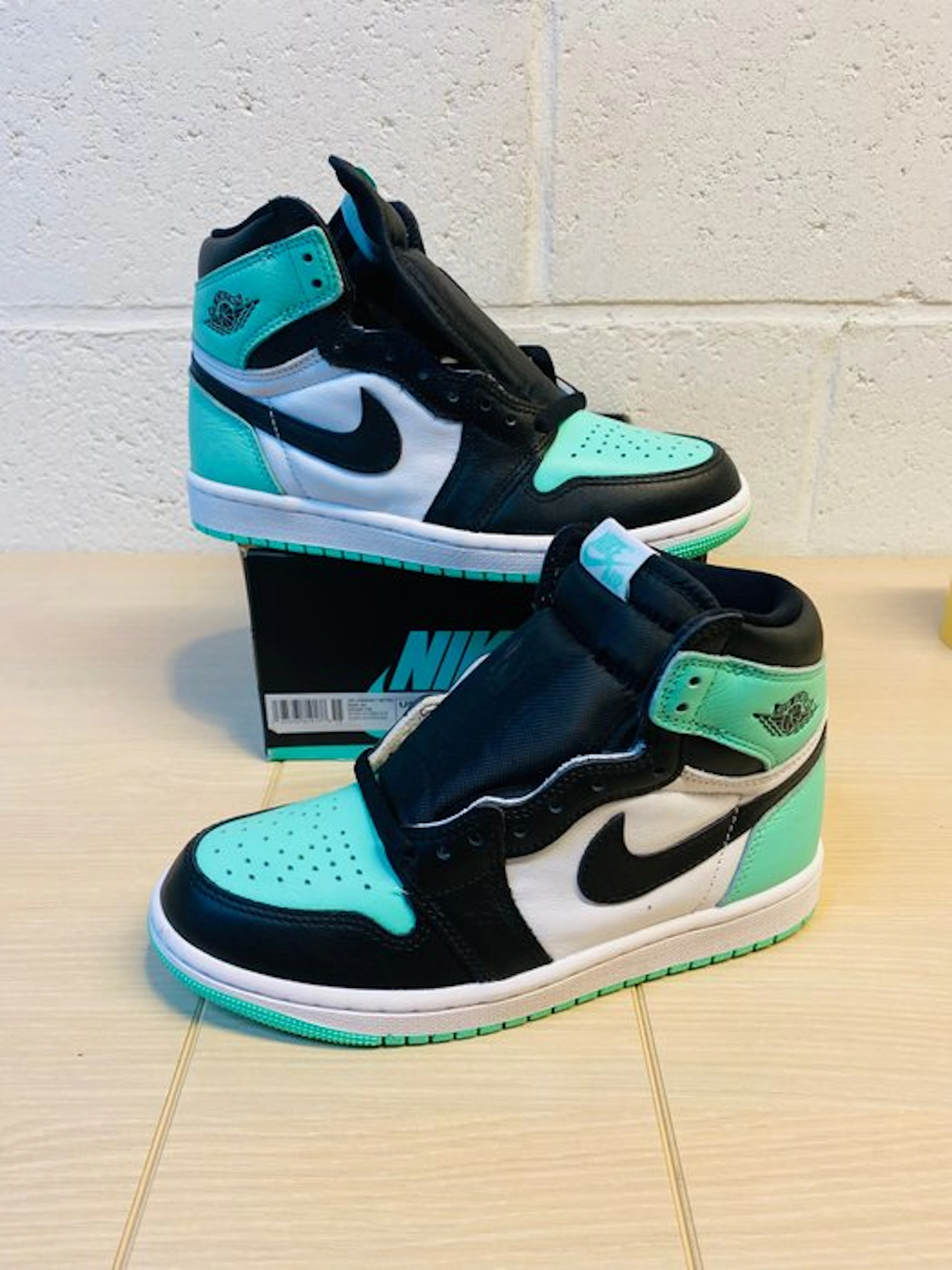 Air Jordan - Air Jordan 1 High