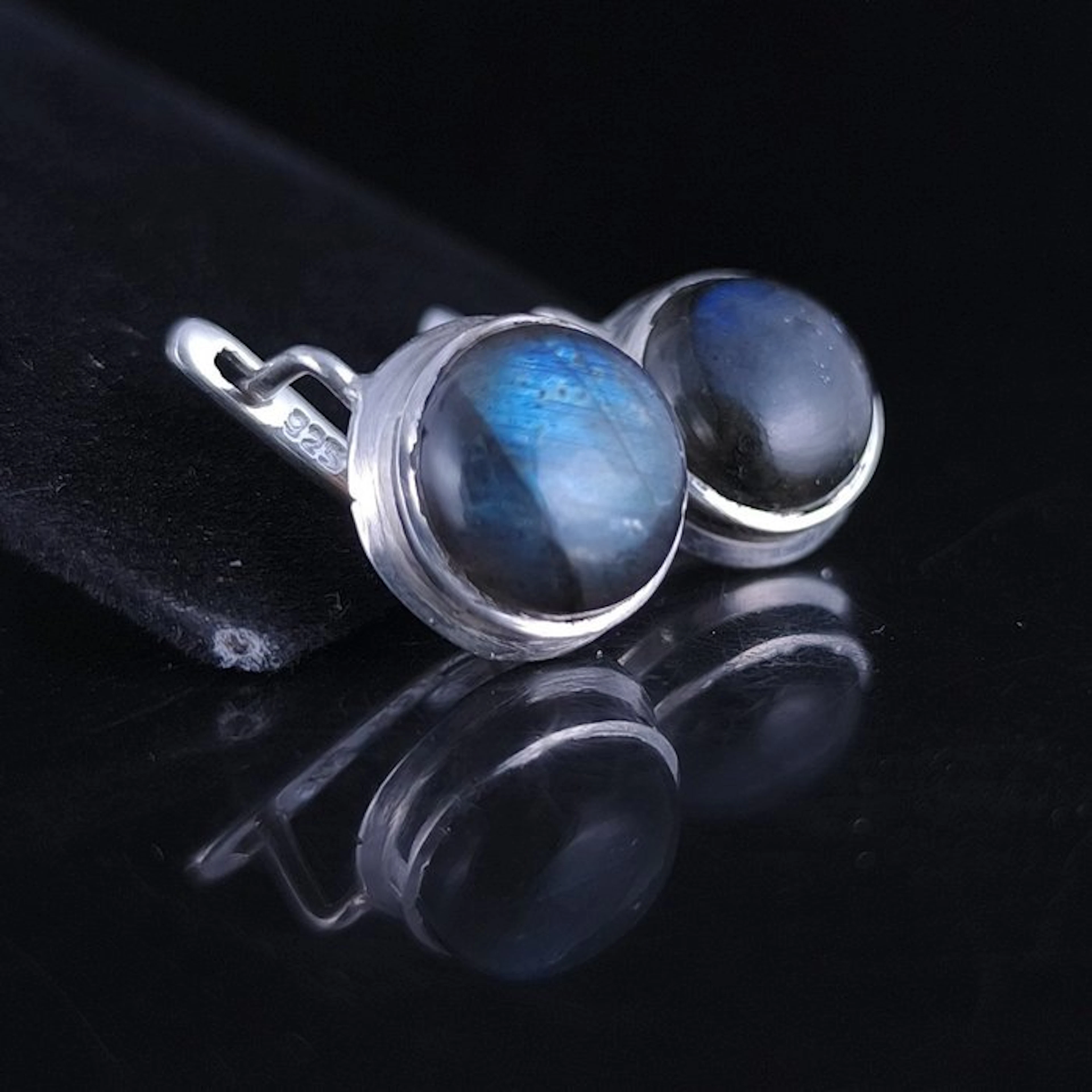 Silver - Earrings - Labradorite
