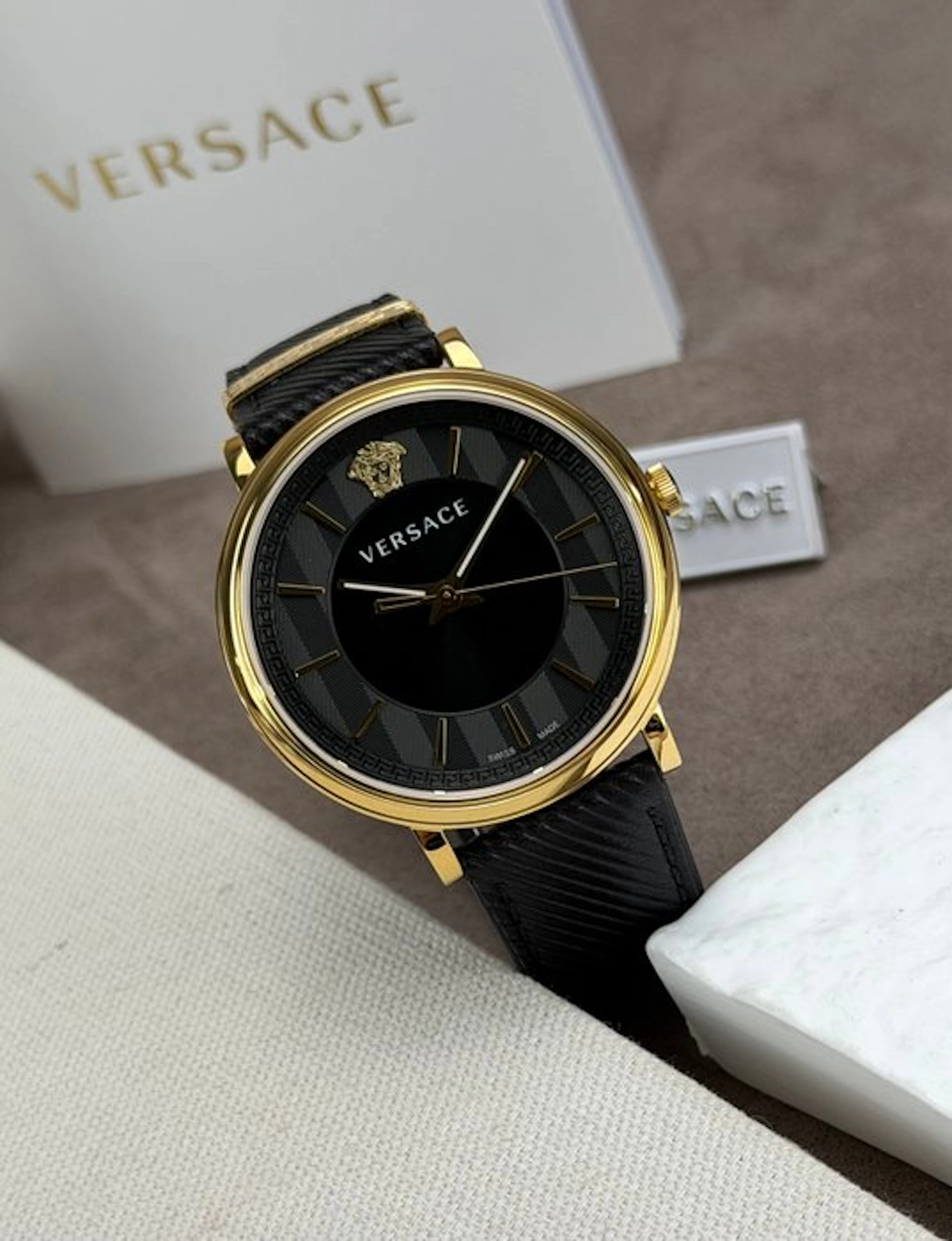 Versace - V-Circle Black/Gold - No reserve price - VE5A003 20 - Men - 2020-2025