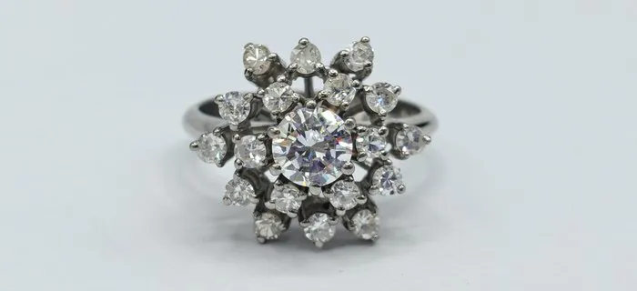 Ring - 18 kt. White gold - 1.60ct. tw. Diamond (Natural) - Diamond