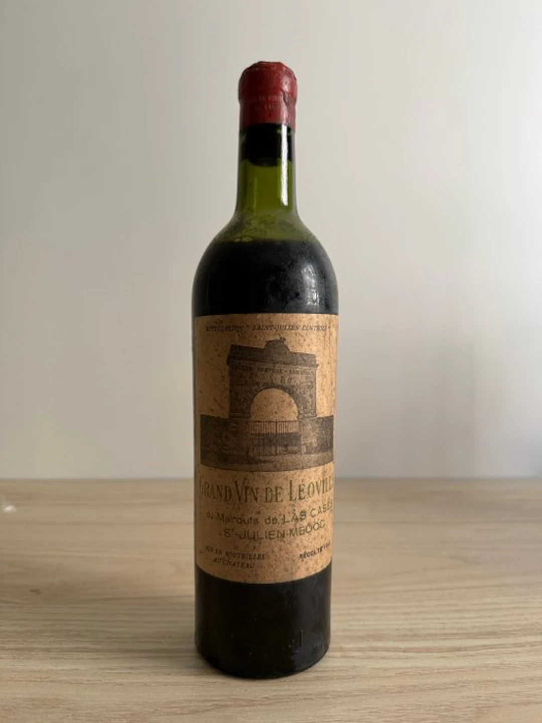 1945 Château Léoville-Las-Cases - Saint-Julien 2ème Grand...