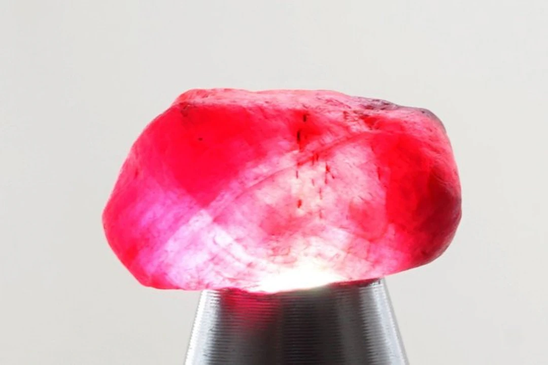 Ruby 103 carats of rough, untreated ruby crystals- 20.72 g - (7)