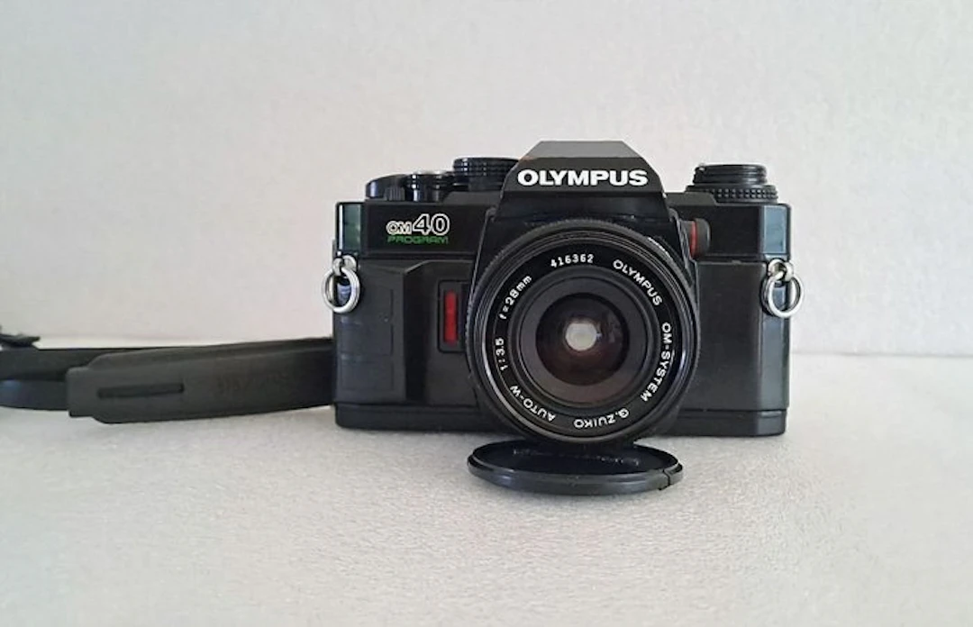 Olympus OM-40 Program + OM G. Zuiko Auto-W 3.5/28mm | Analogue camera