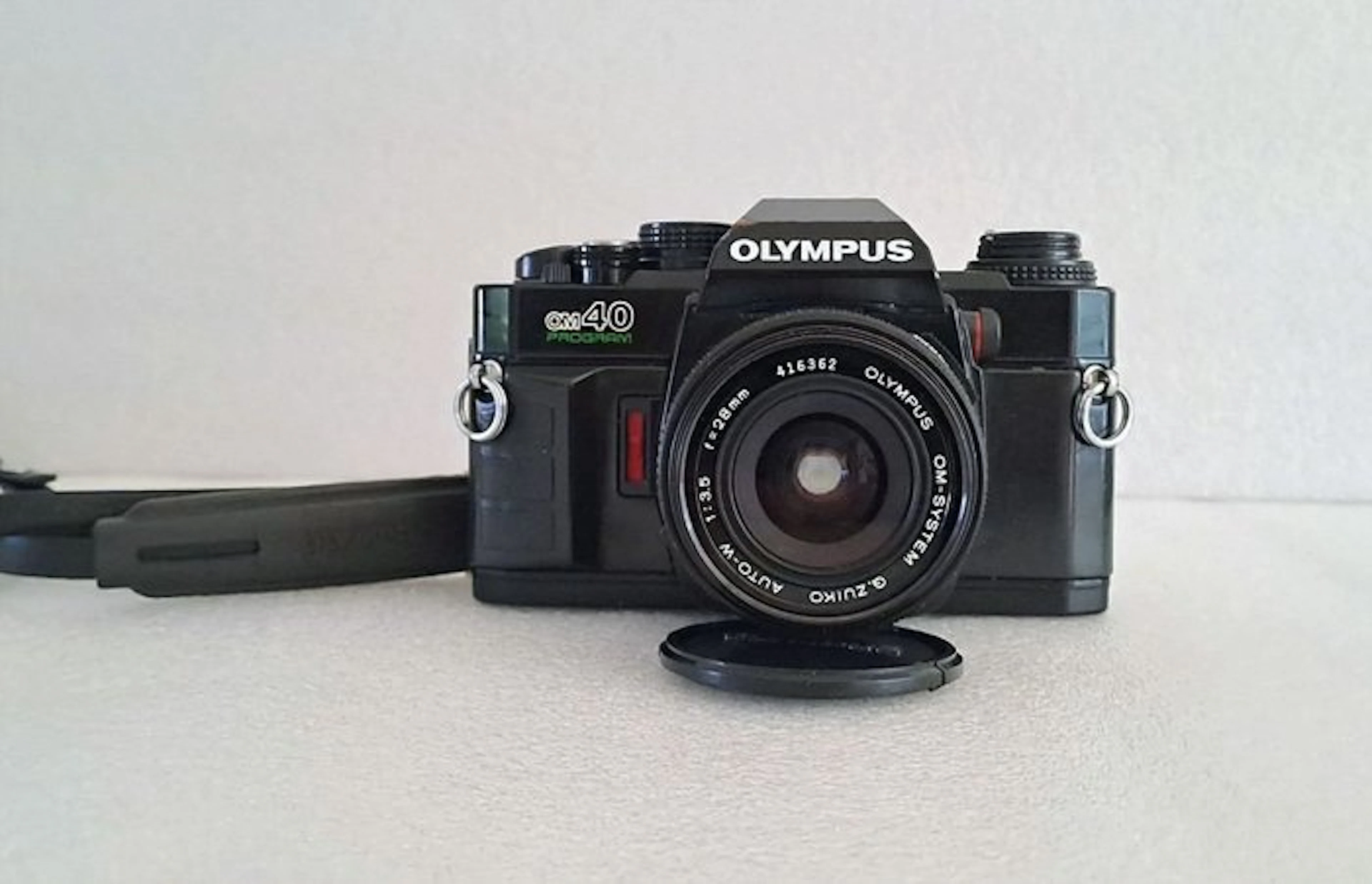 Olympus OM-40 Program + OM G. Zuiko Auto-W 3.5/28mm | Analogue camera