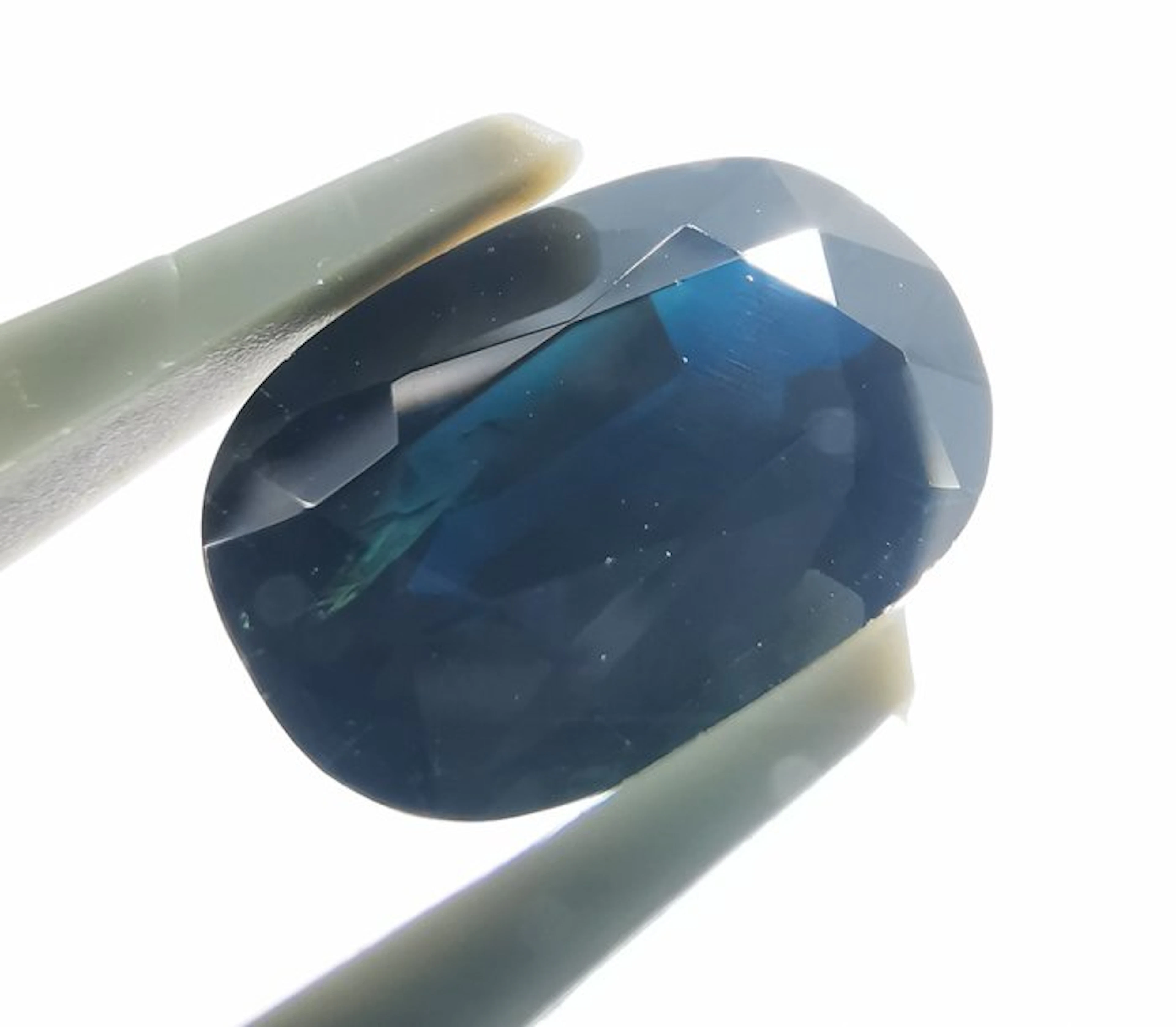 No reserve price - 1 pcs Blue Sapphire - 4.84 ct...