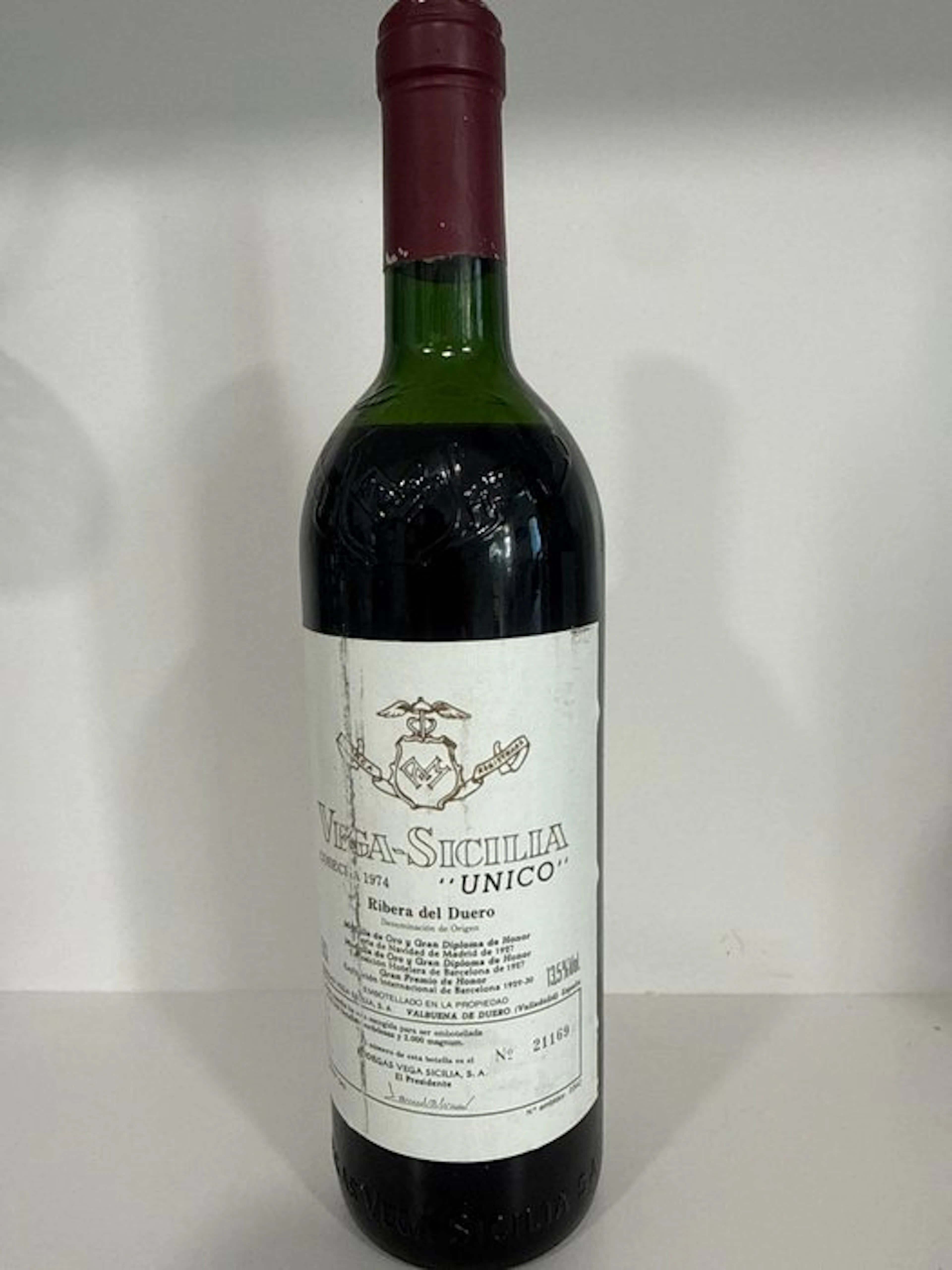 1974 Vega Sicilia Único - Ribera del Duero Gran Reserva - 1 Bottle (0.75L)