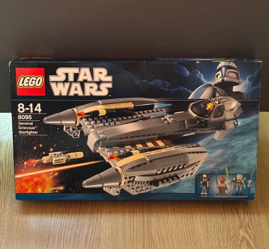 LEGO Set - 8095 - Star Wars - General Grievous' Starfighter