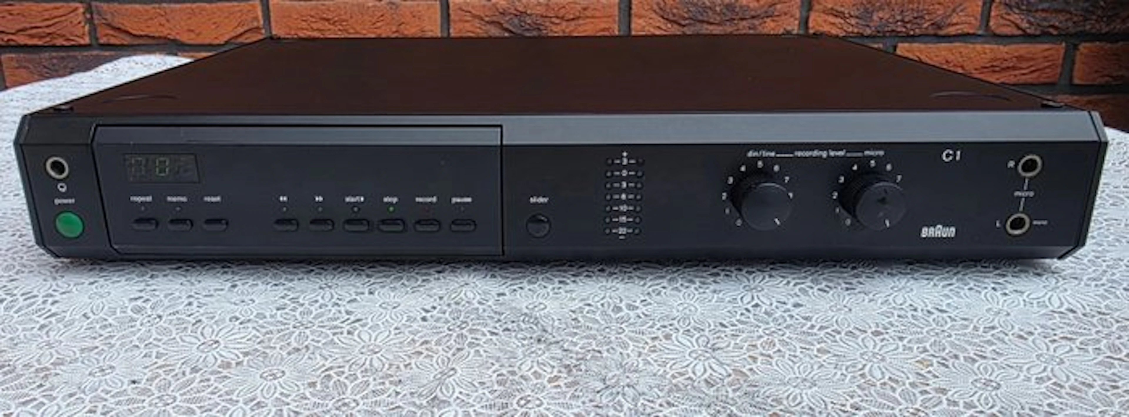 Braun - C1 Cassette recorder-player