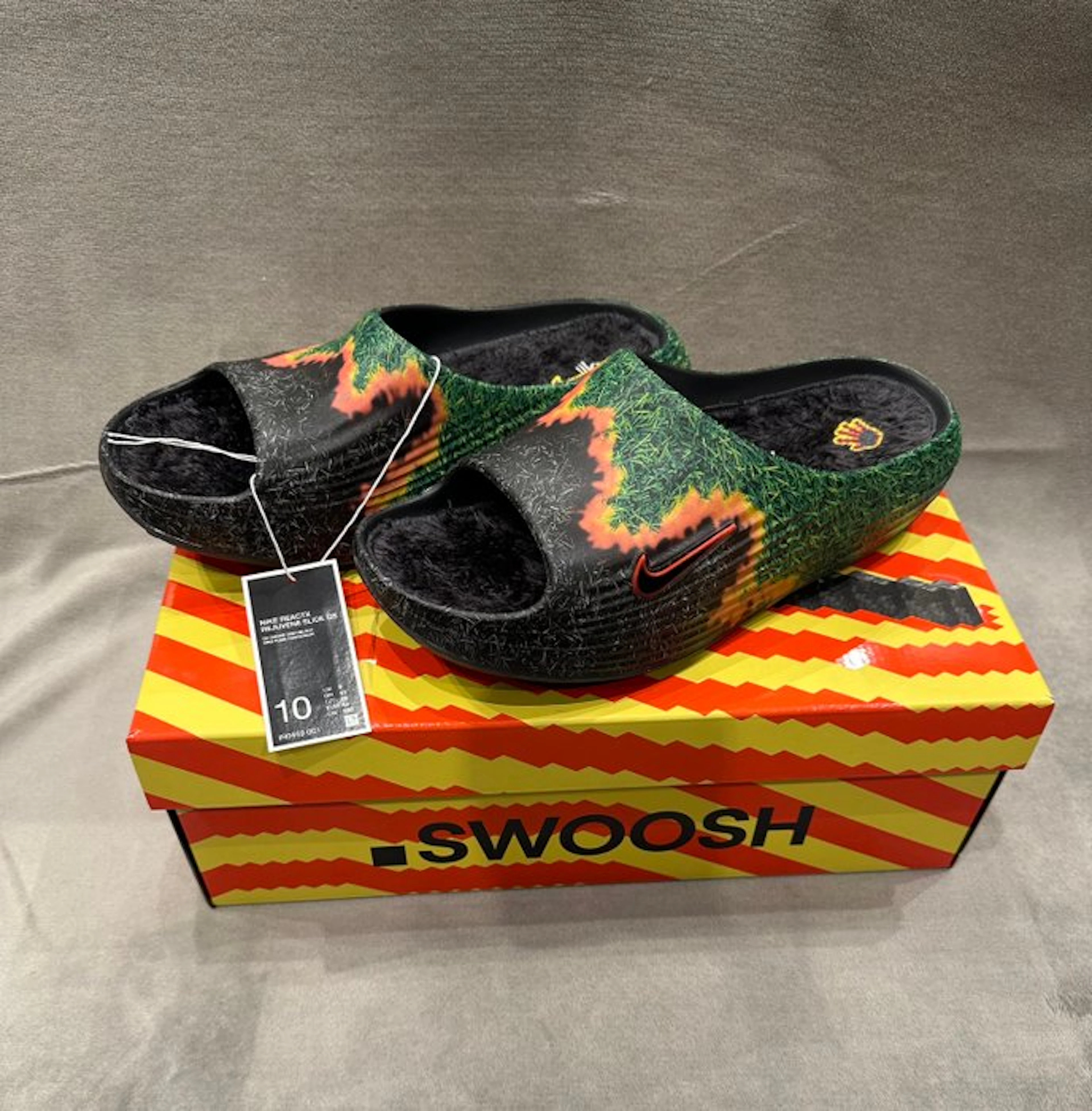 Nike - Nike ReactX Rejuven8 Slide QS Patched Grass...