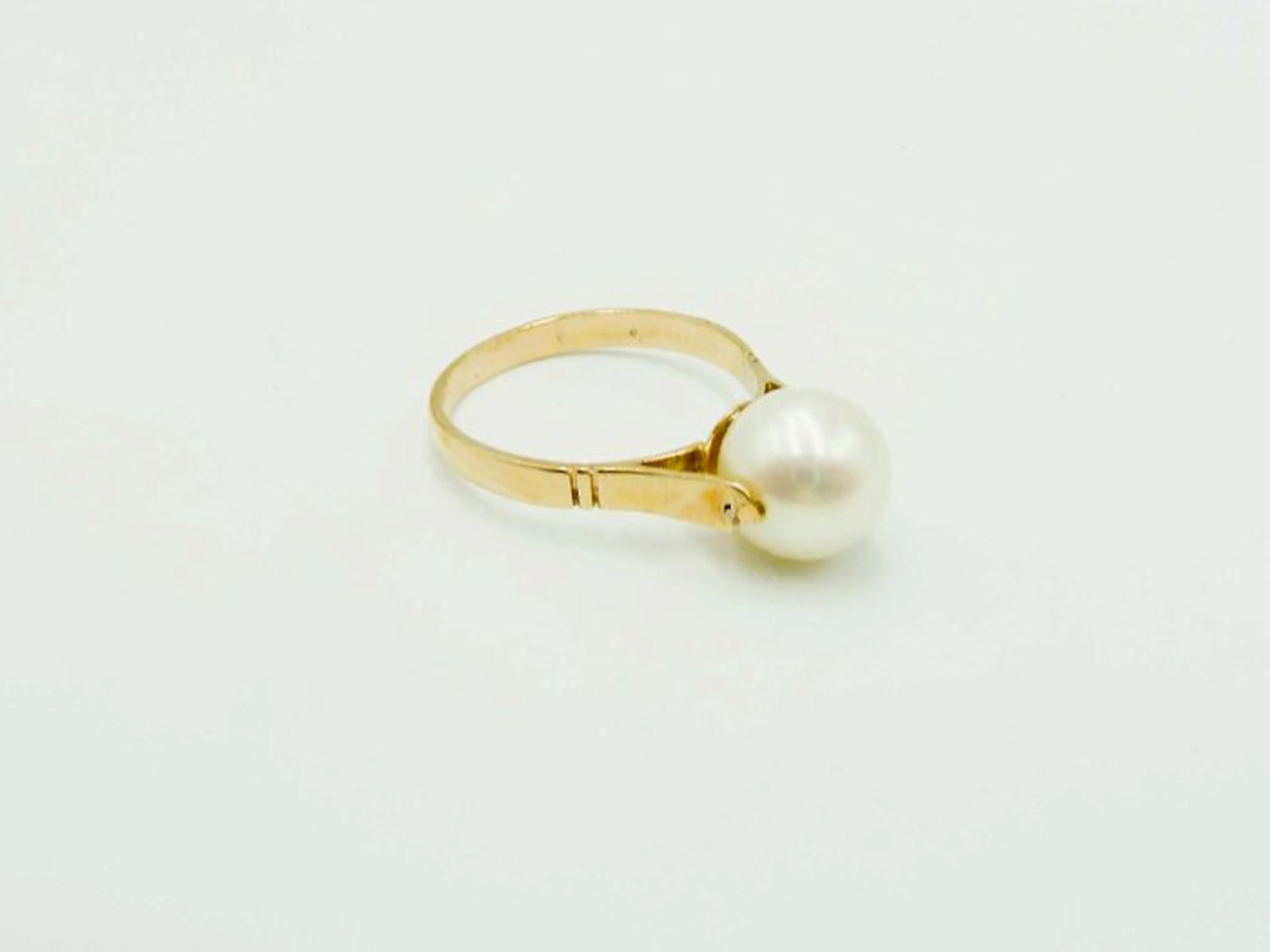 Ring - 18 kt. Yellow gold Pearl