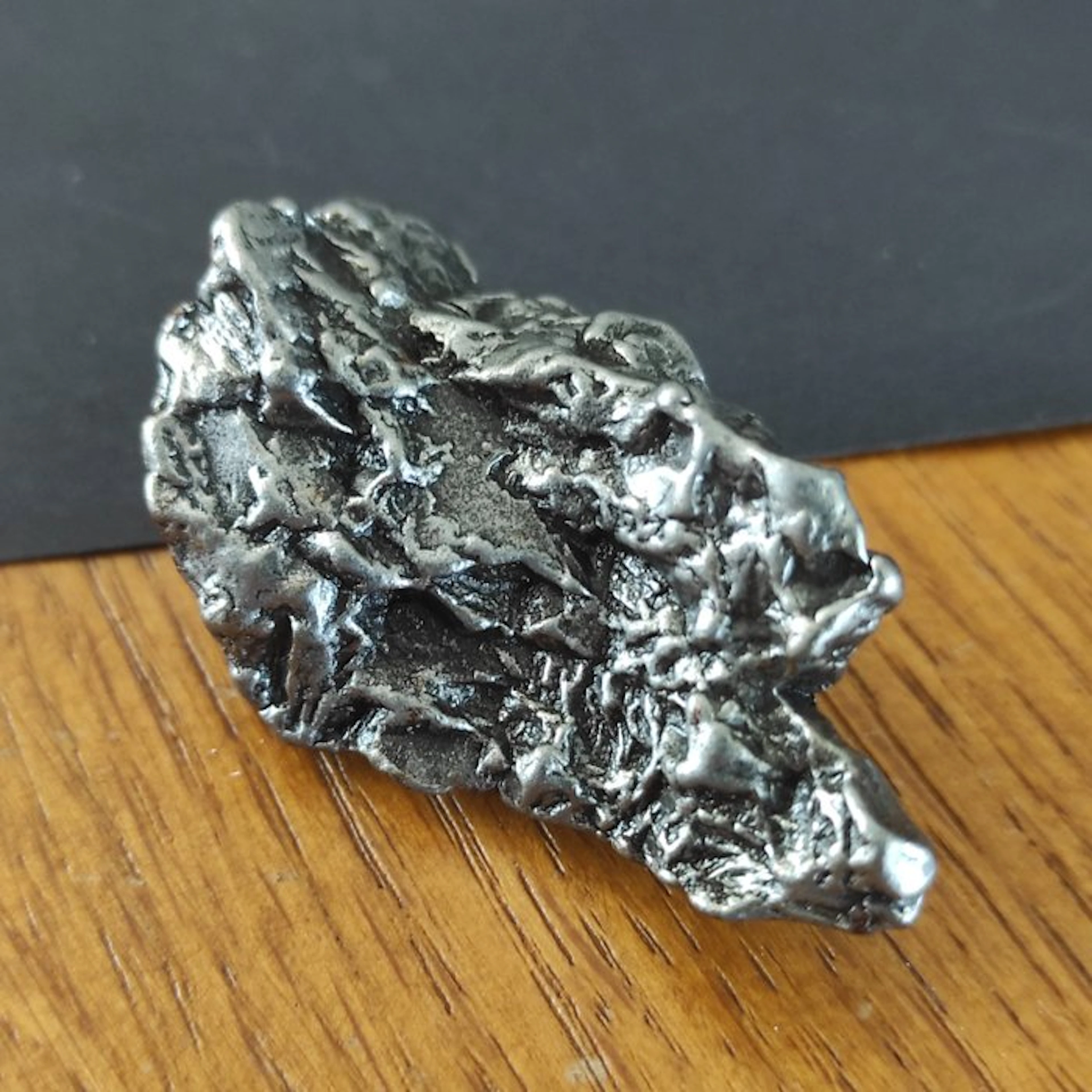 Campo del Cielo meteorite Specimen - Height: 1.5 cm - Width: 3 cm- 54 g - (1)