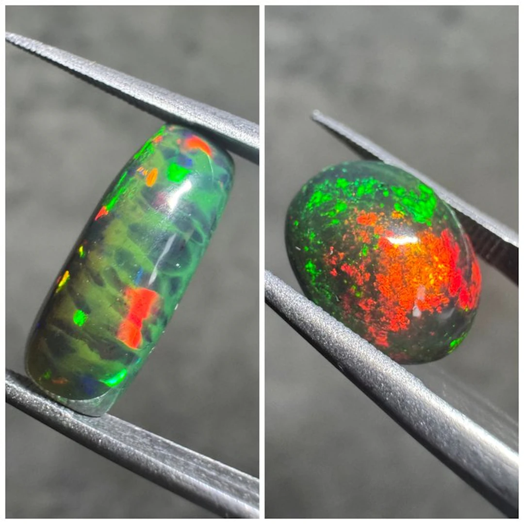 TOP QUALITY!!! Set of 2 Ethiopian black opals - 4.90ct...