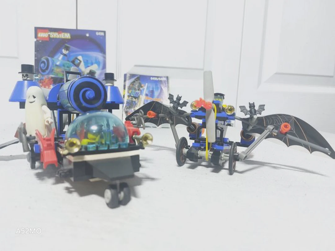 LEGO Set - Time Cruisers - 6496 Whirling Time Warper 6495 Time Tunnelator