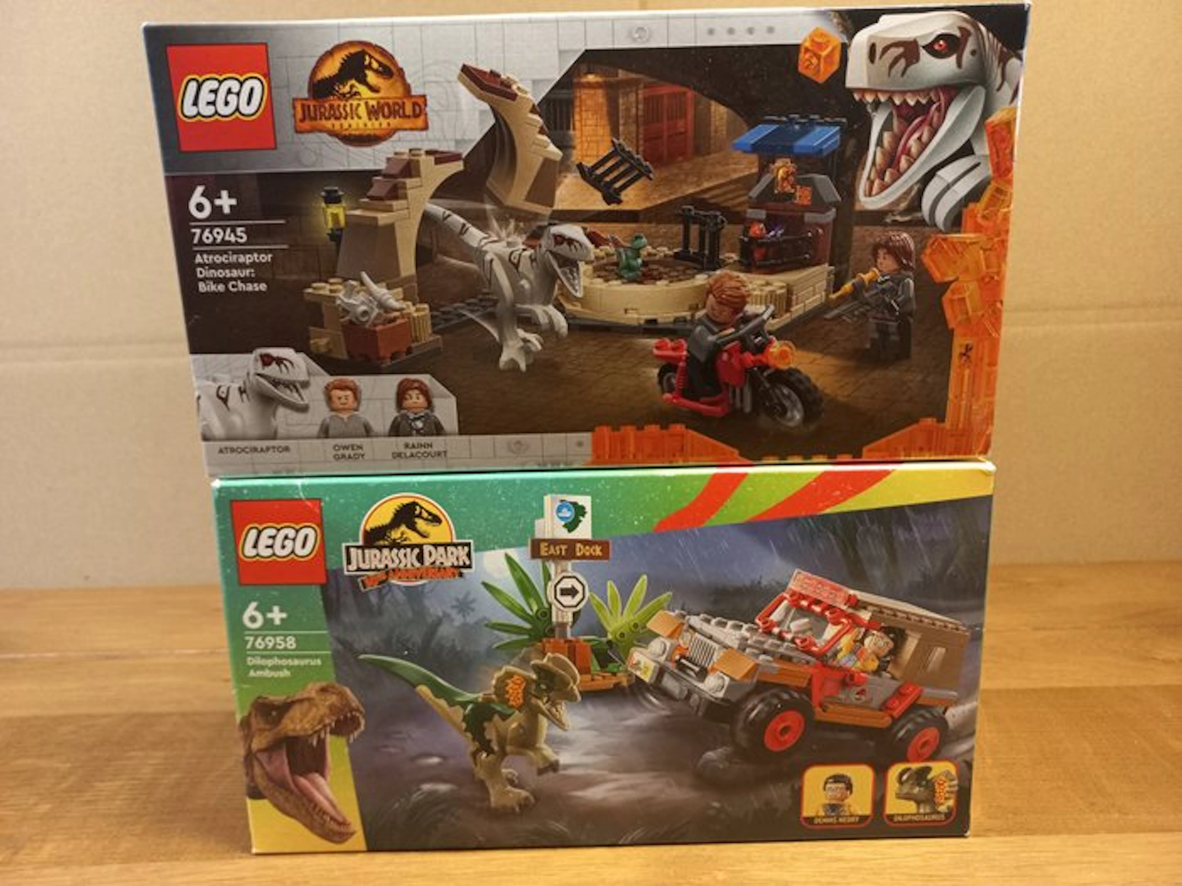 LEGO Set - Jurassic World