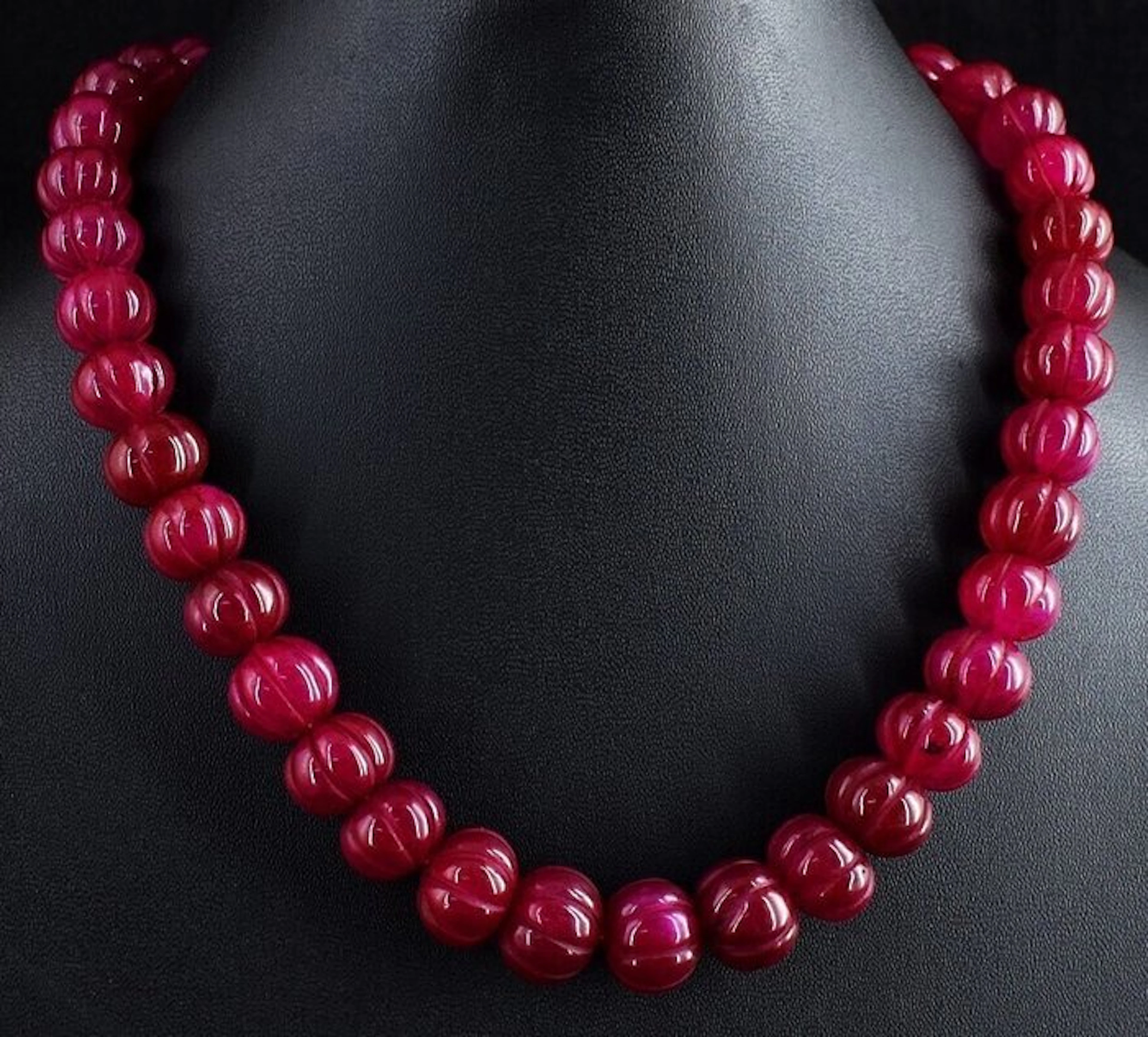 Really nice necklace handmade ruby pumpkin beads - 495 Cts. Jewellery- 99 g