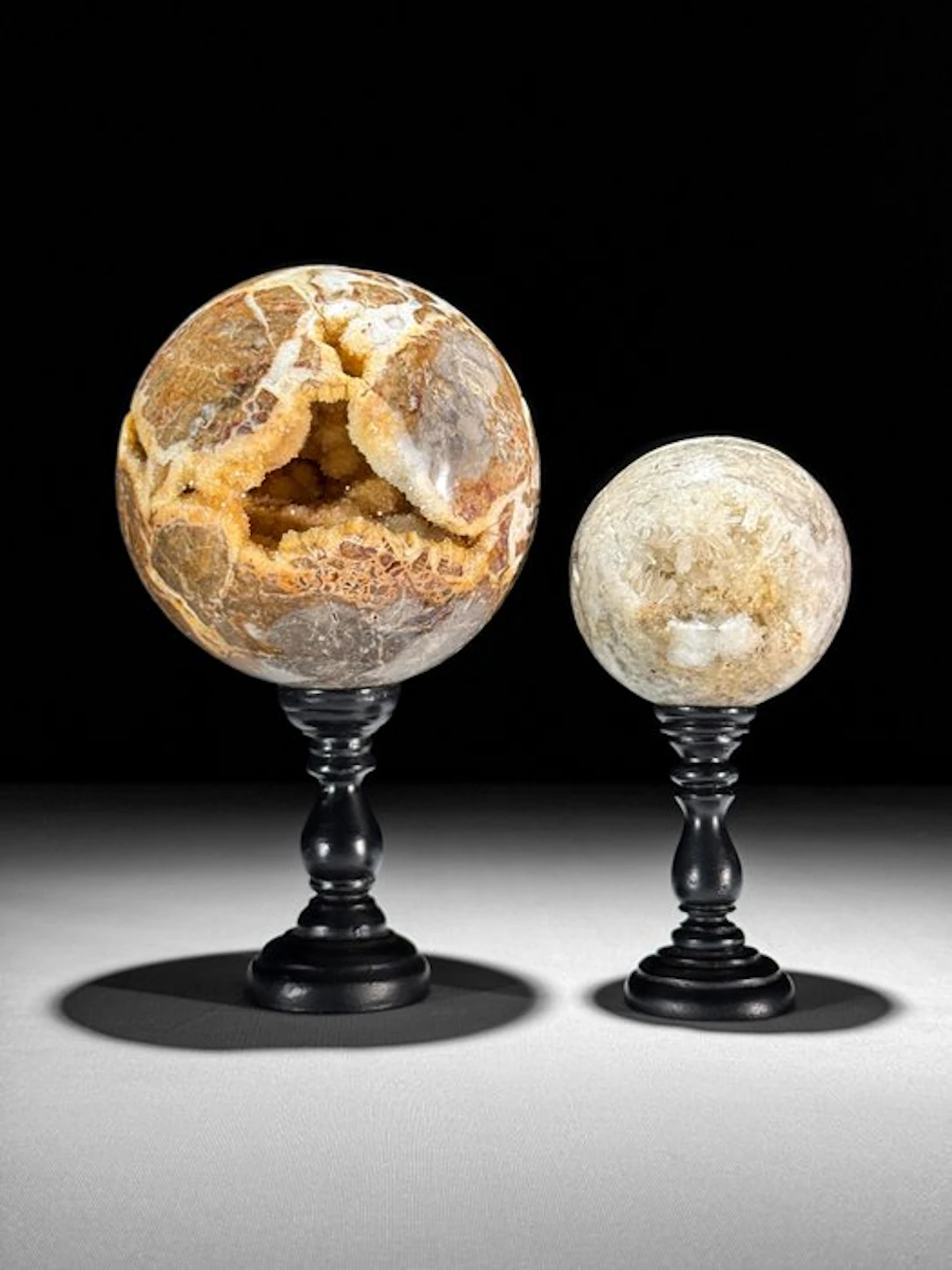 NO RESERVE PRICE - Wonderful Pair of Yellow Crystal...