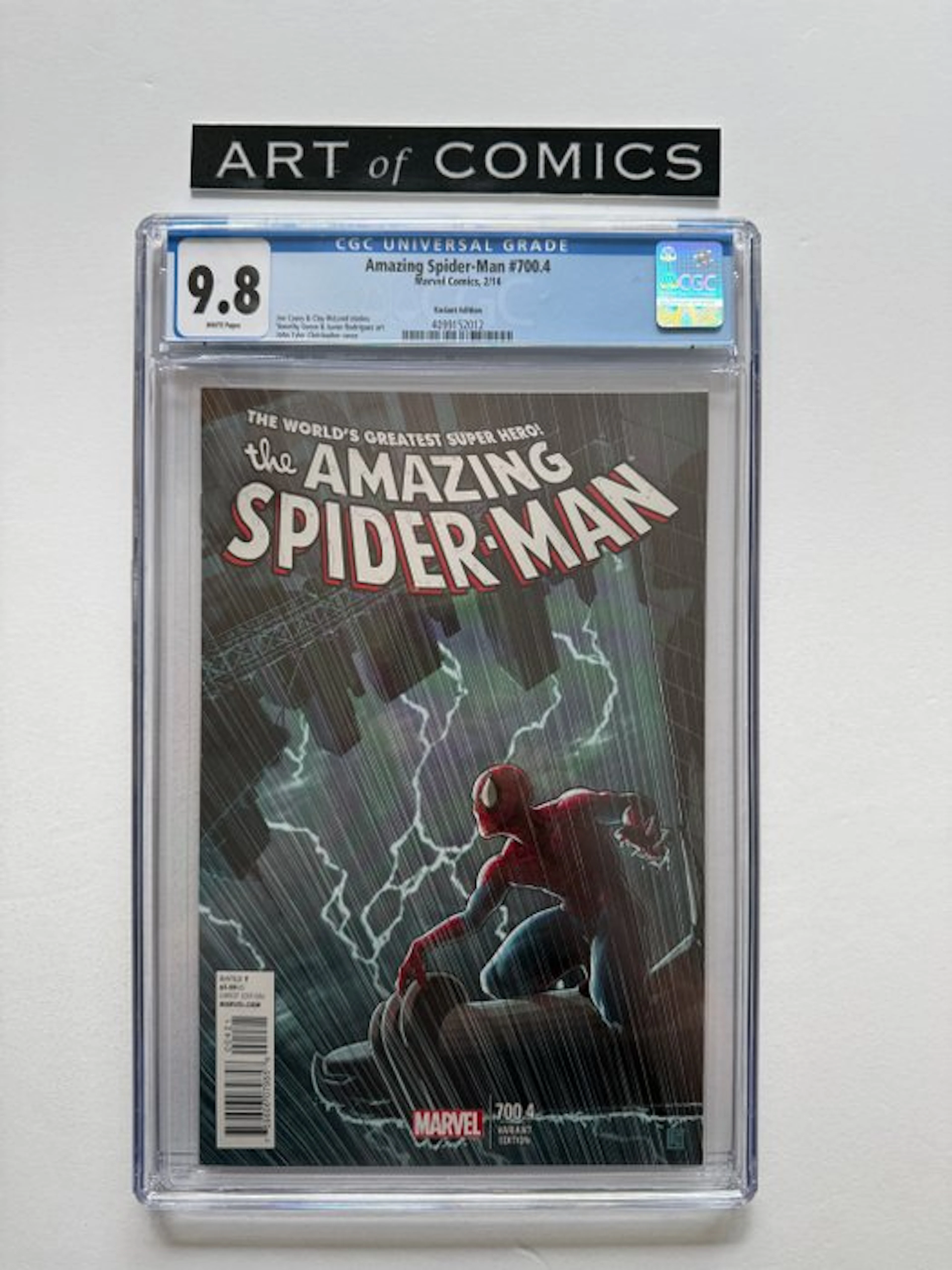 The Amazing Spider-Man #700.4 - Variant edition - CGC 9.8...