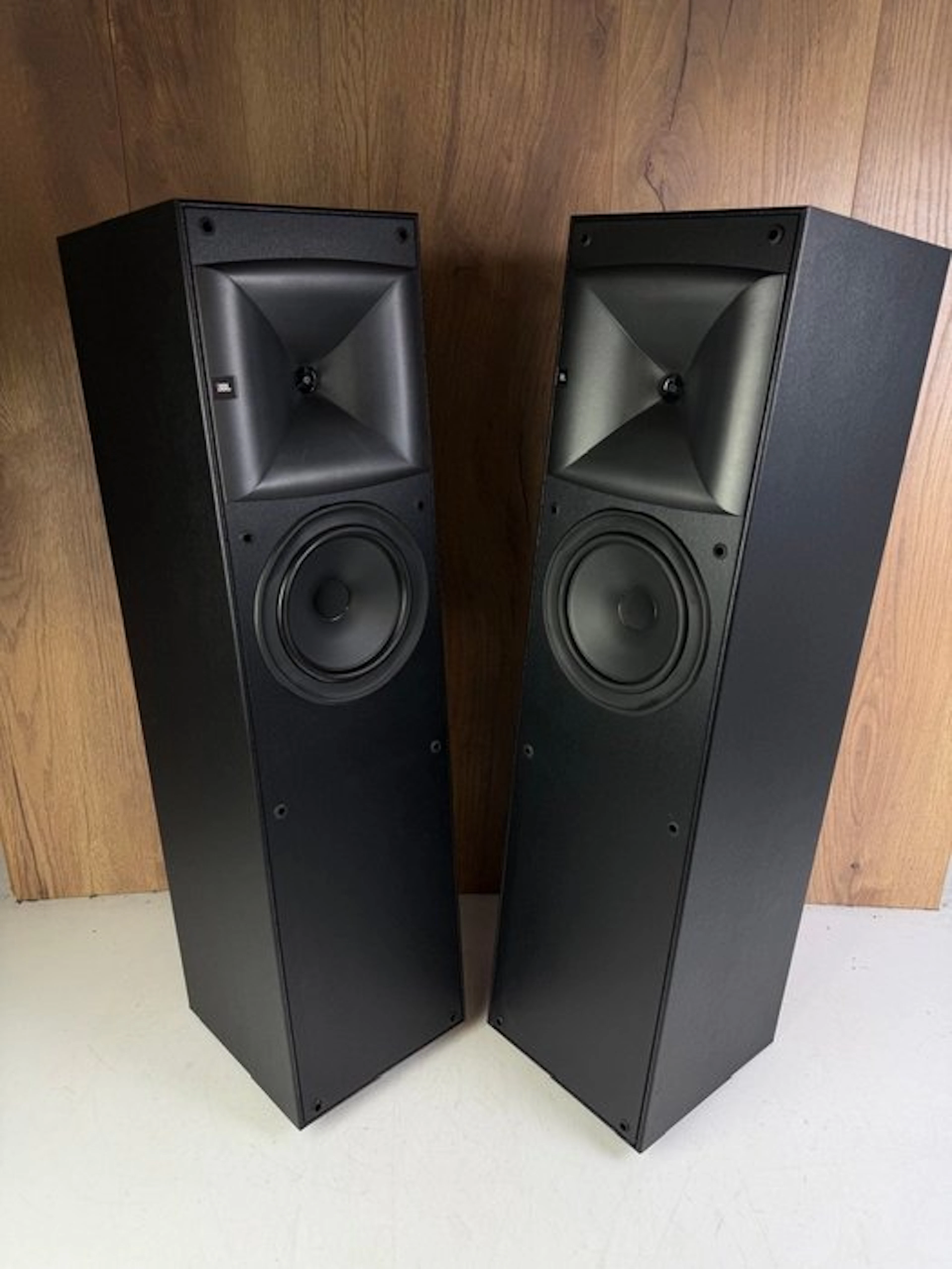 JBL - HLS615 Speaker set