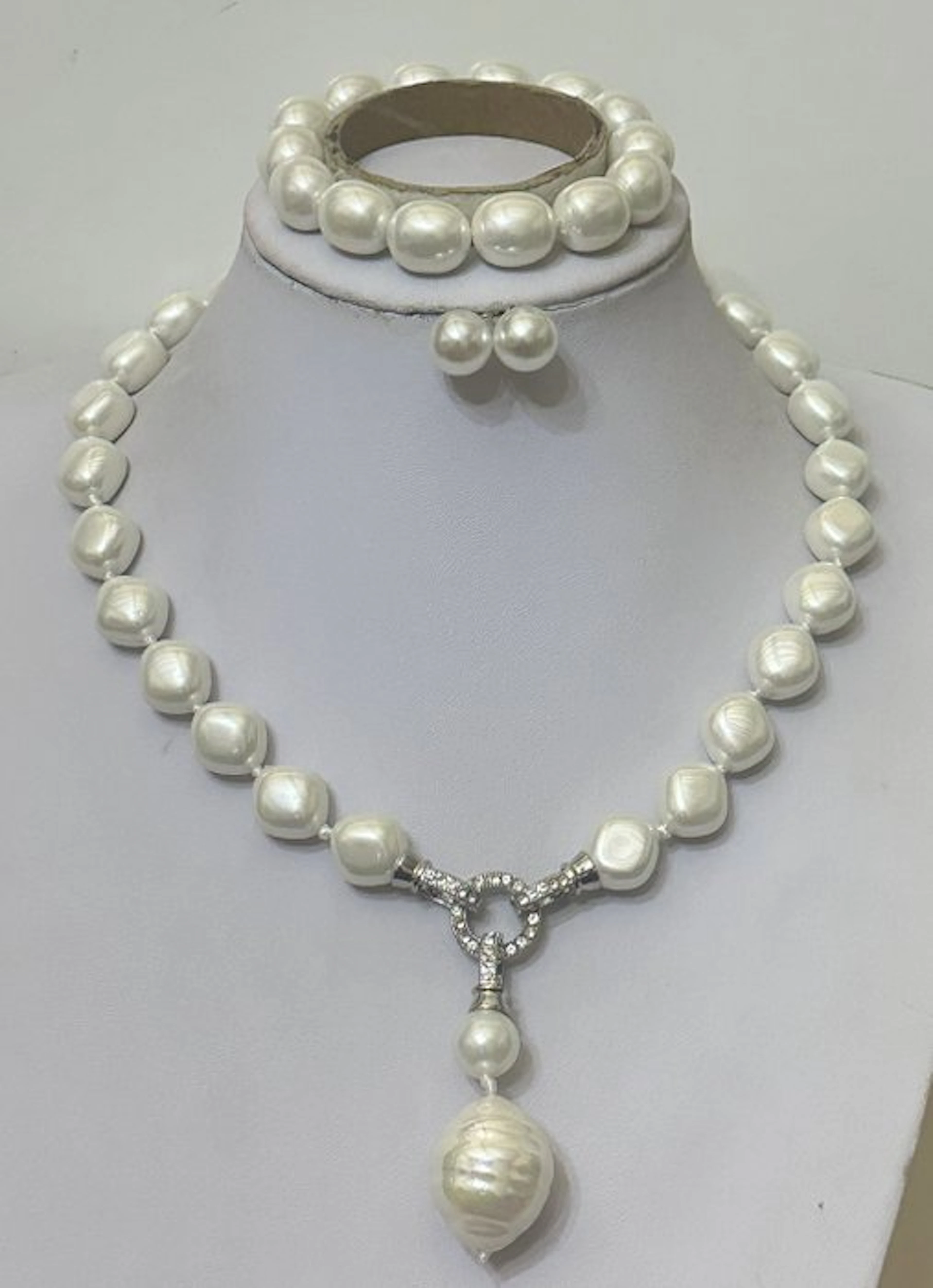 White natural Mother of Pearl from Japan