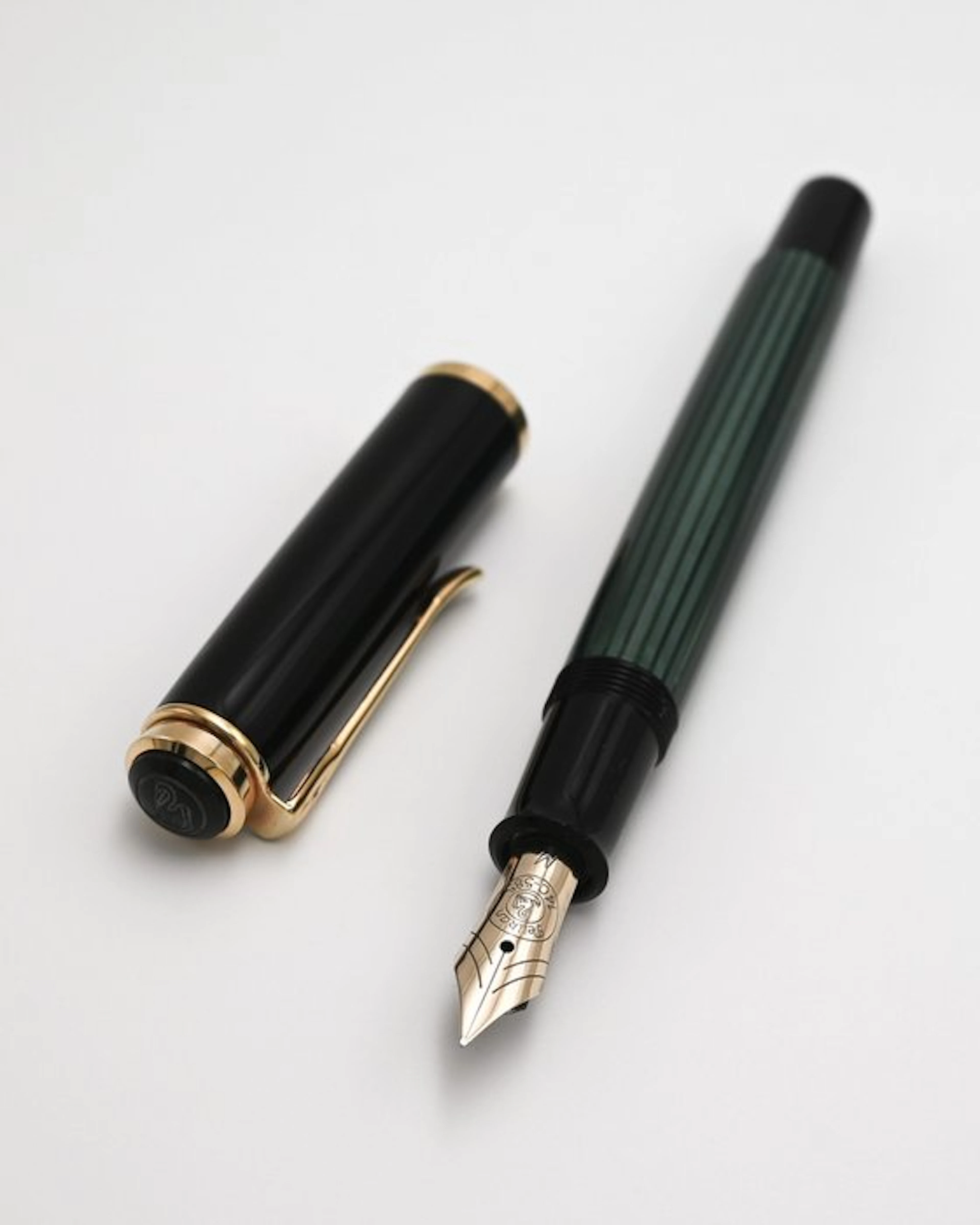 Pelikan - M400 - Fountain pen